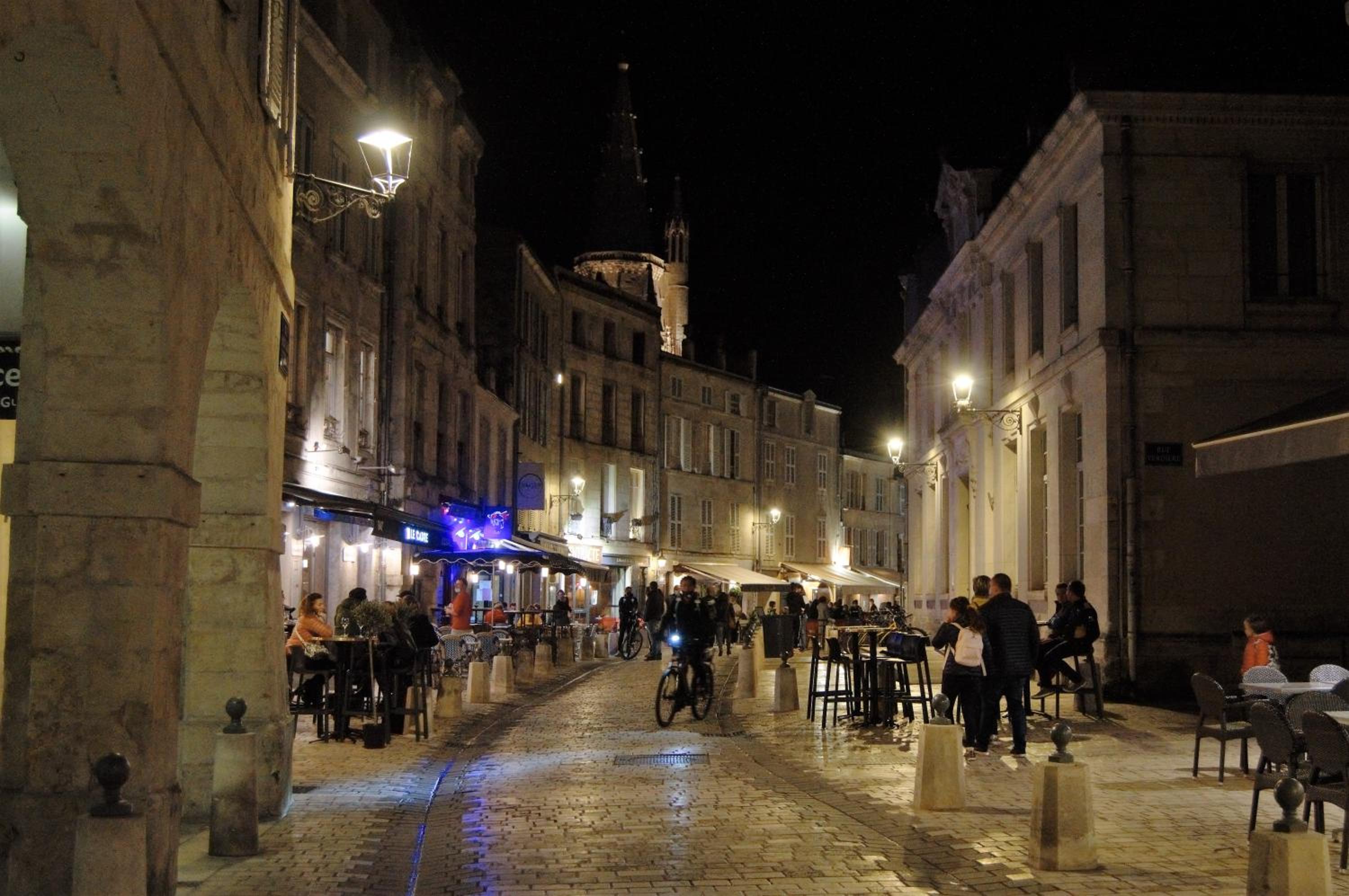 - Le petit Rochelais -Calme&Cosy- Wifi-Netflix photo 4