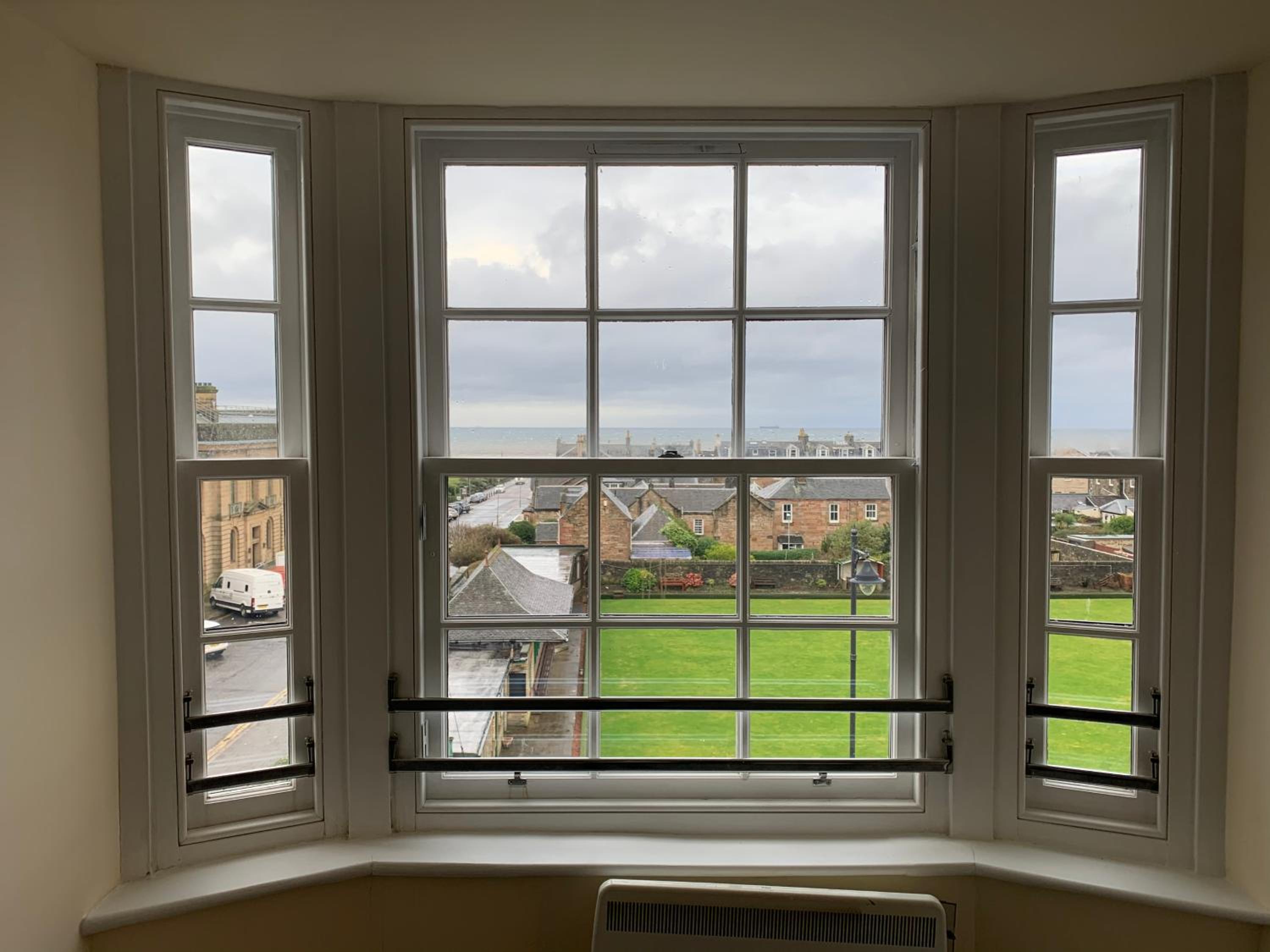 Ayr Loft Apartment with Fabulous Views view 4