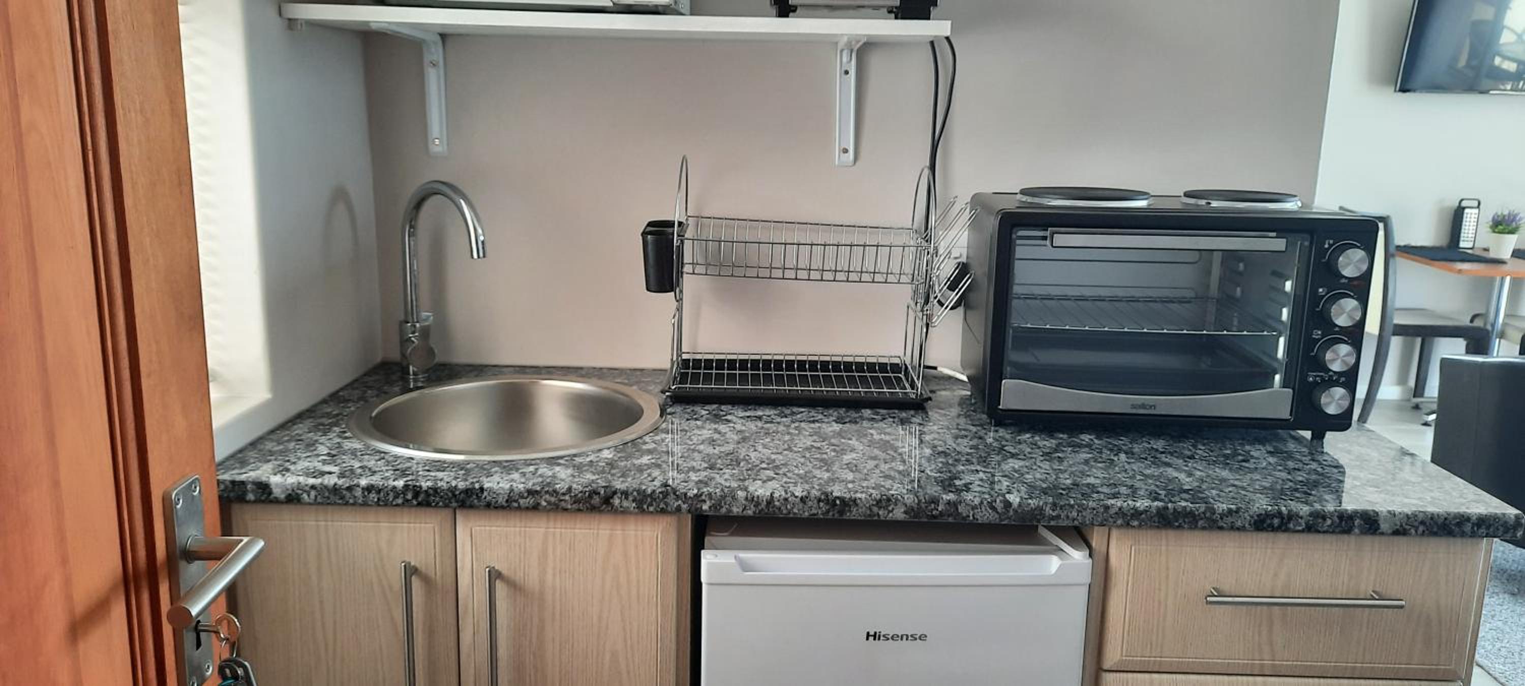 Phoenix Lodge and Waterside Accommodation