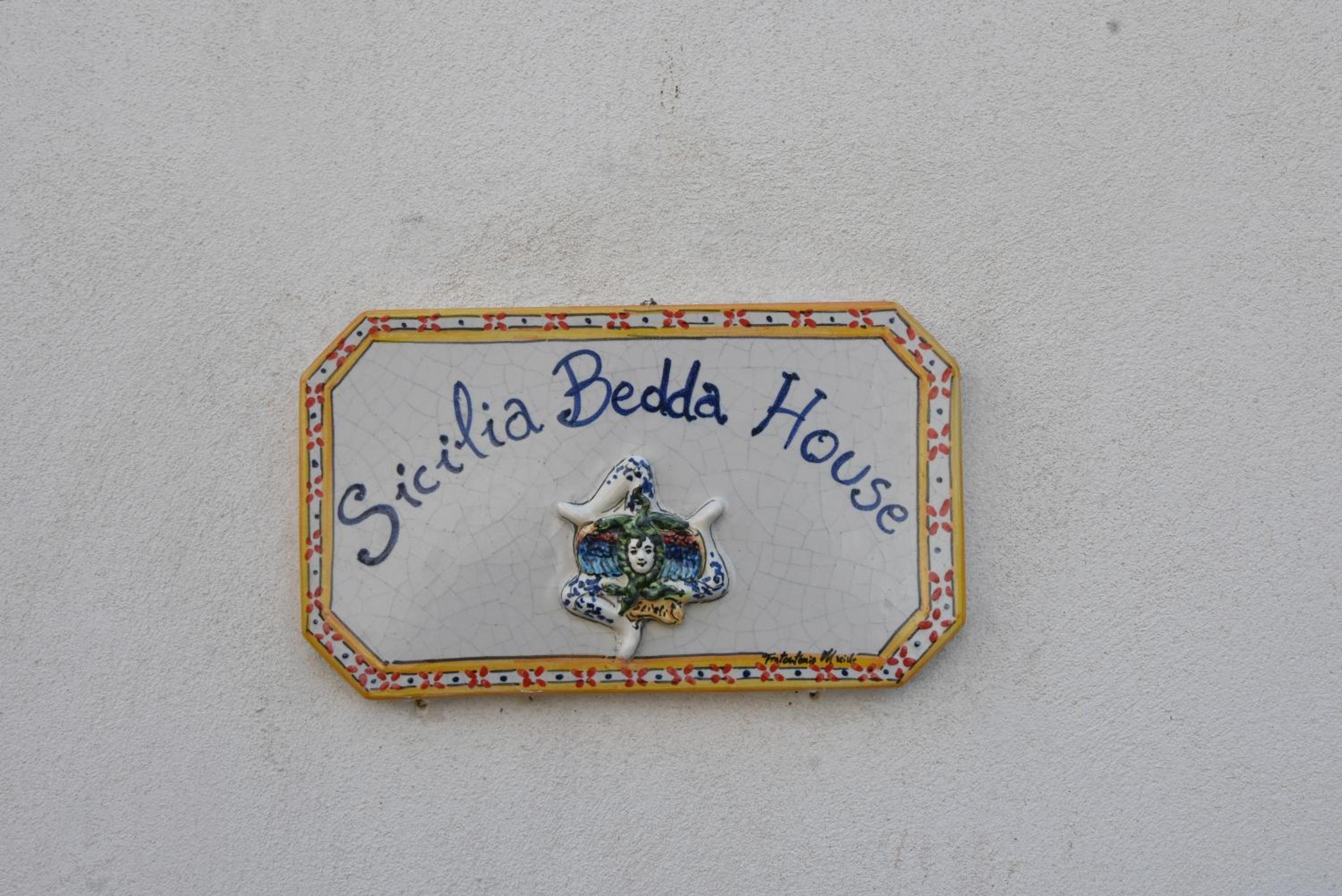 Sicilia Bedda House view 3