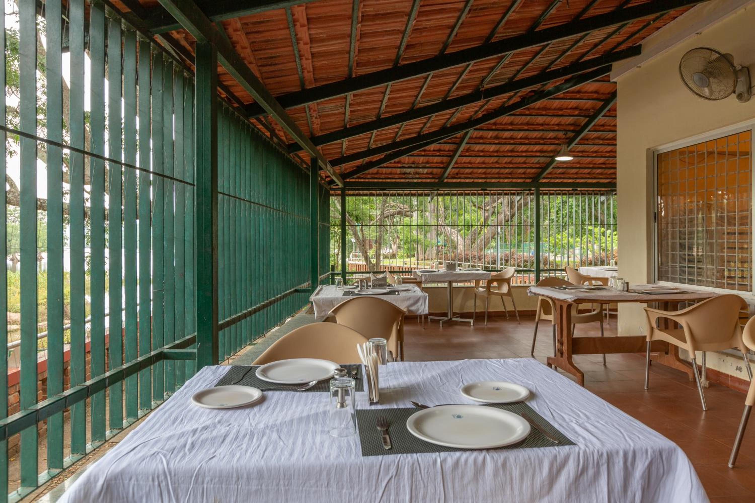 KSTDC Hotel Mayura Sangama Mekedatu