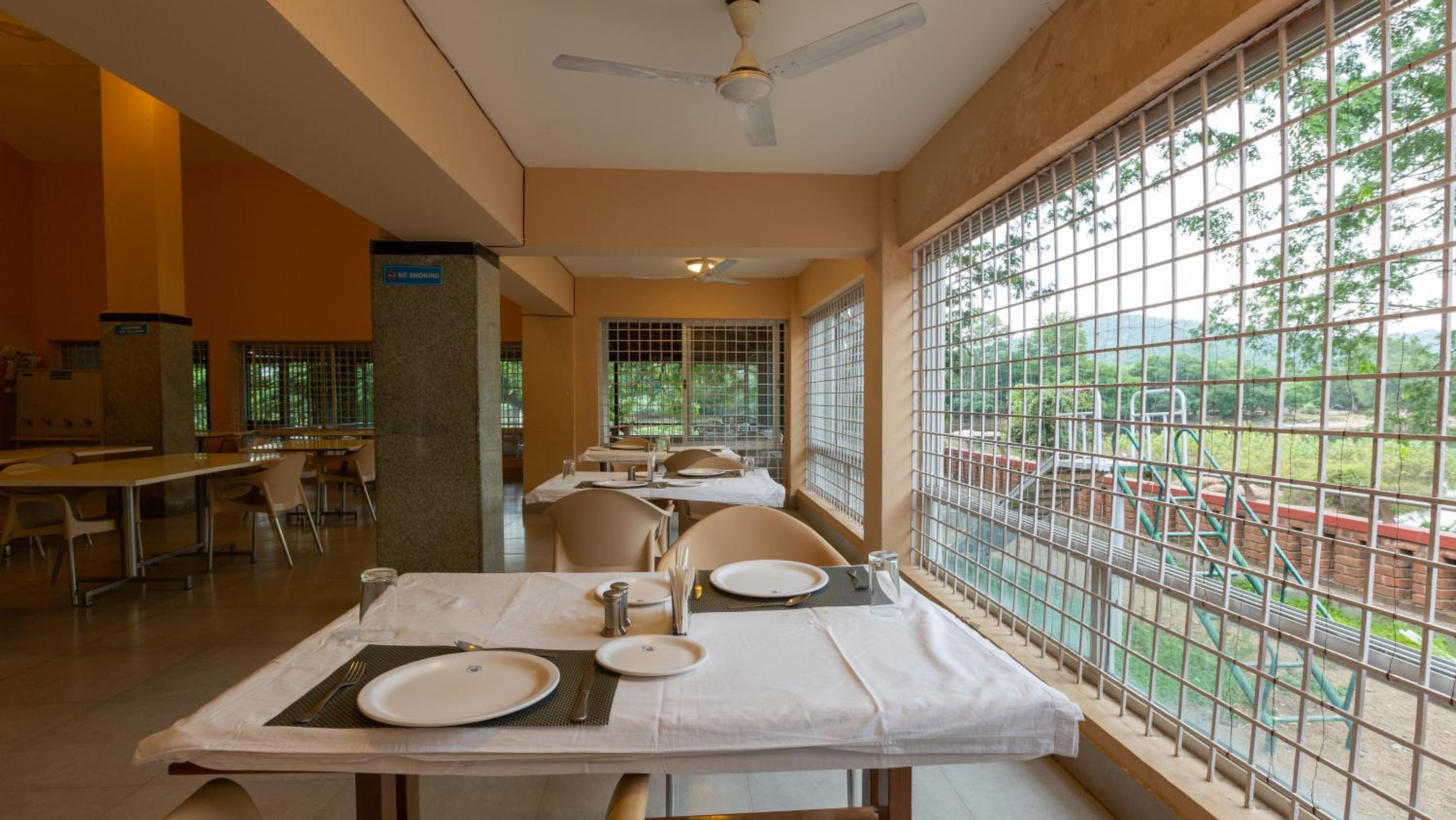 KSTDC Hotel Mayura Sangama Mekedatu