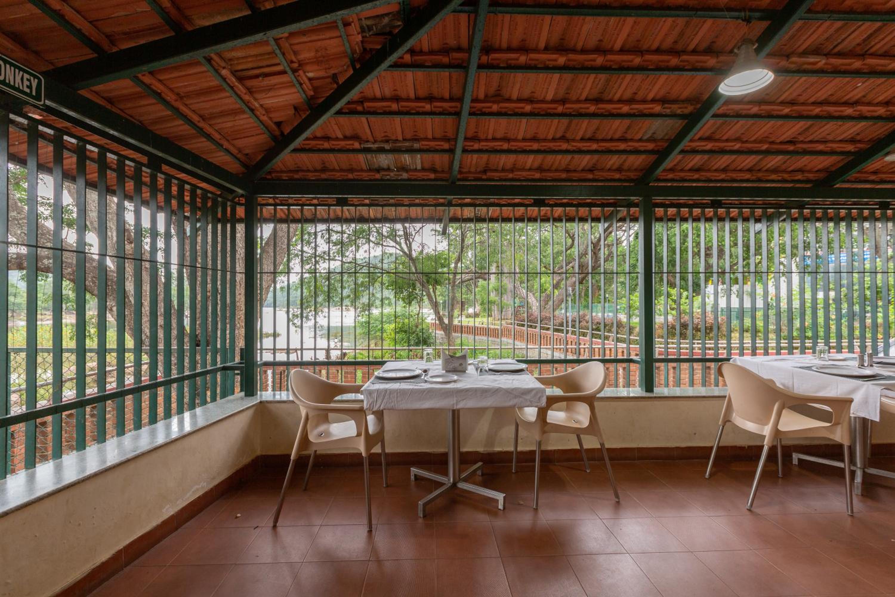 KSTDC Hotel Mayura Sangama Mekedatu