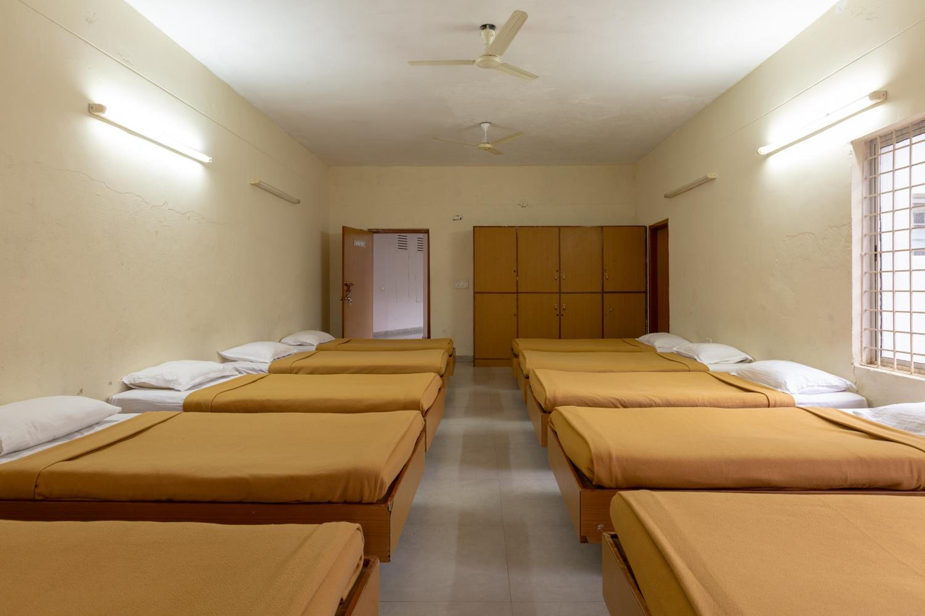 KSTDC Hotel Mayura Sangama Mekedatu