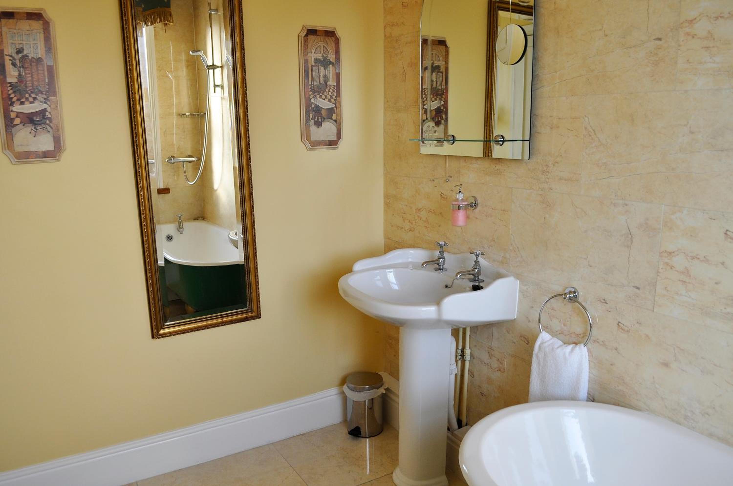 Highfield House Guesthouse