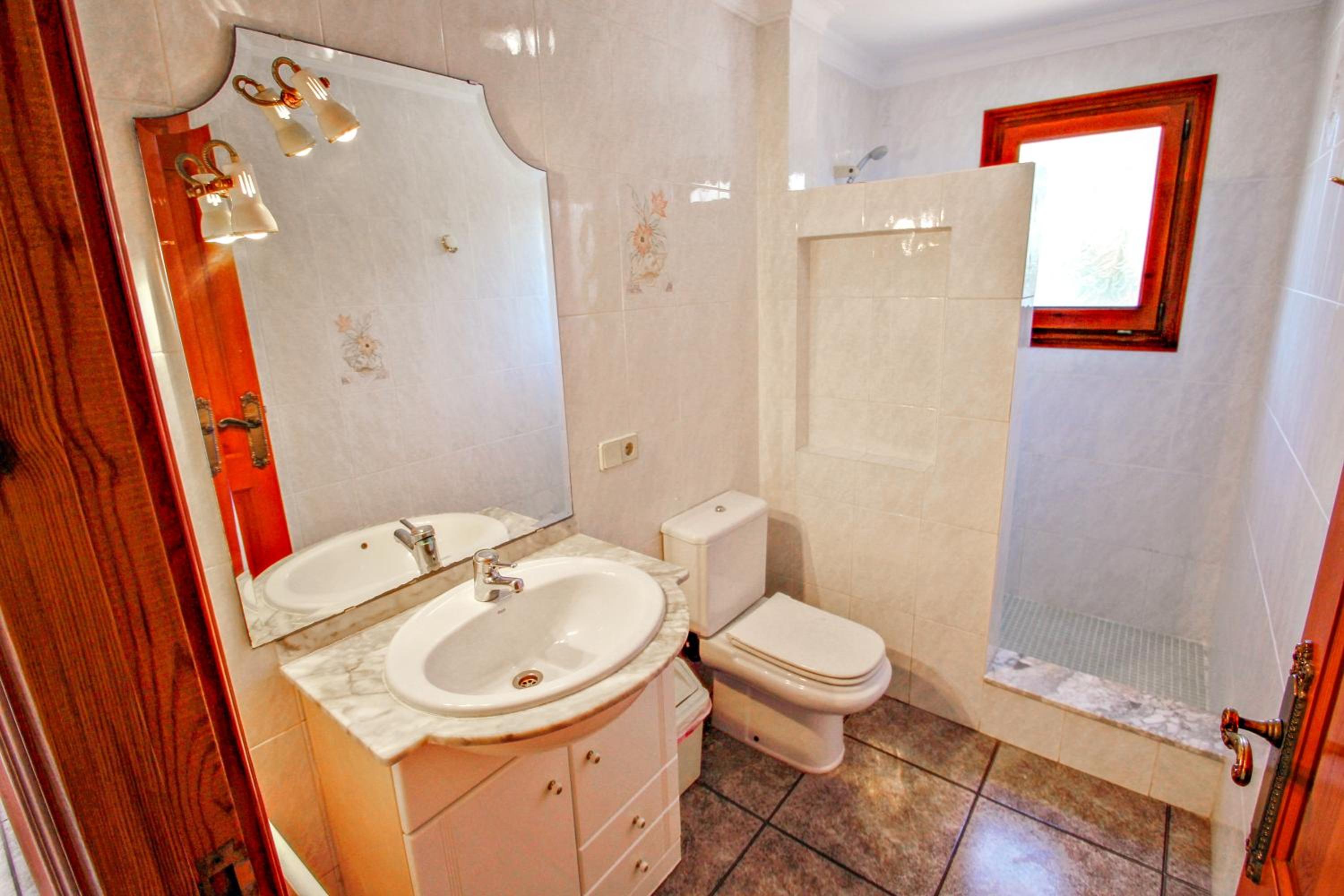 Photo 30