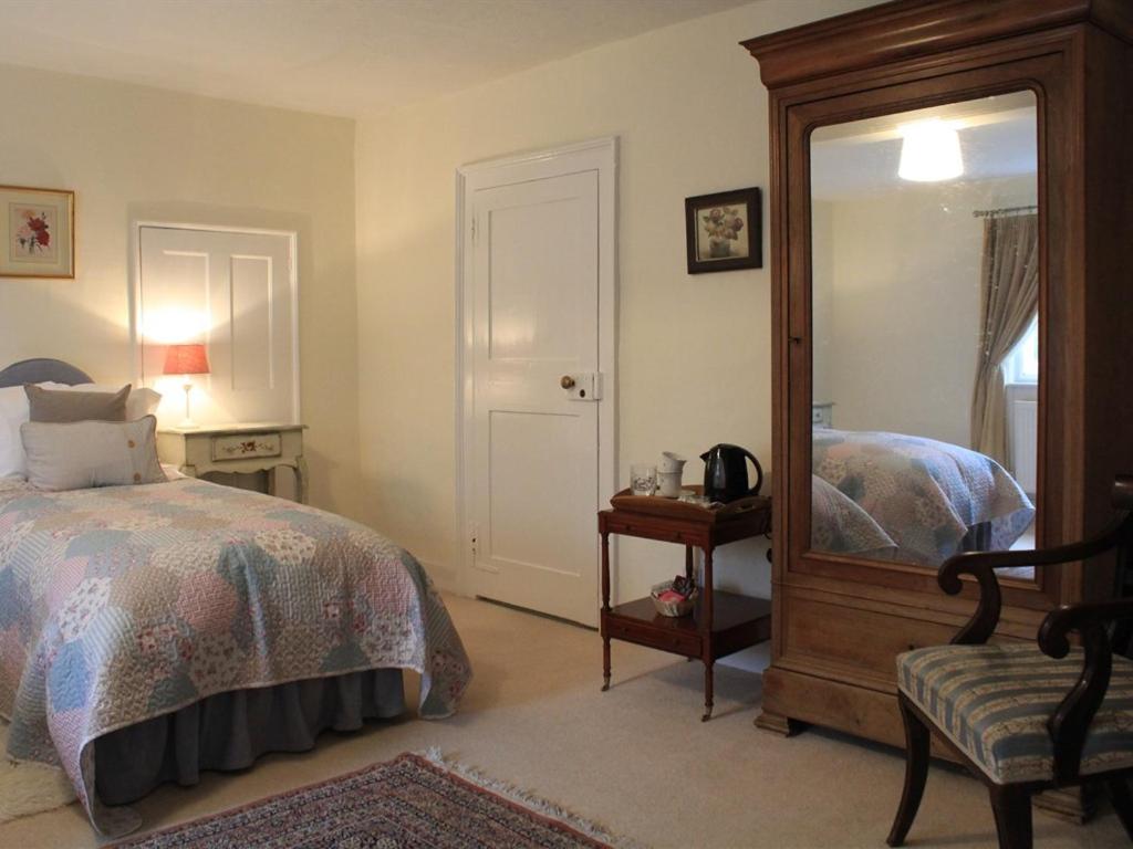 Church Farmhouse B & B