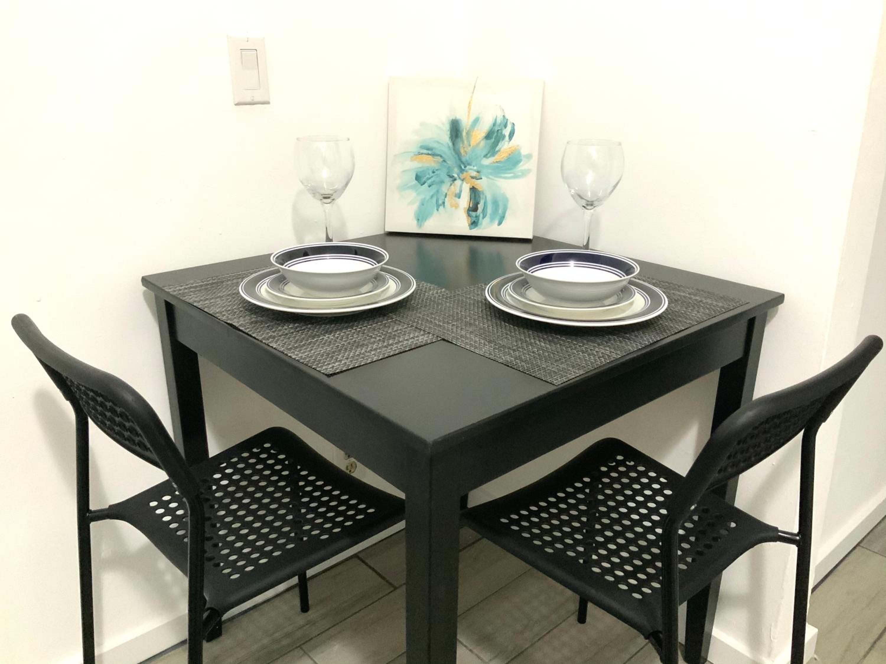 Adorable private apartments in the Heart of Miami!