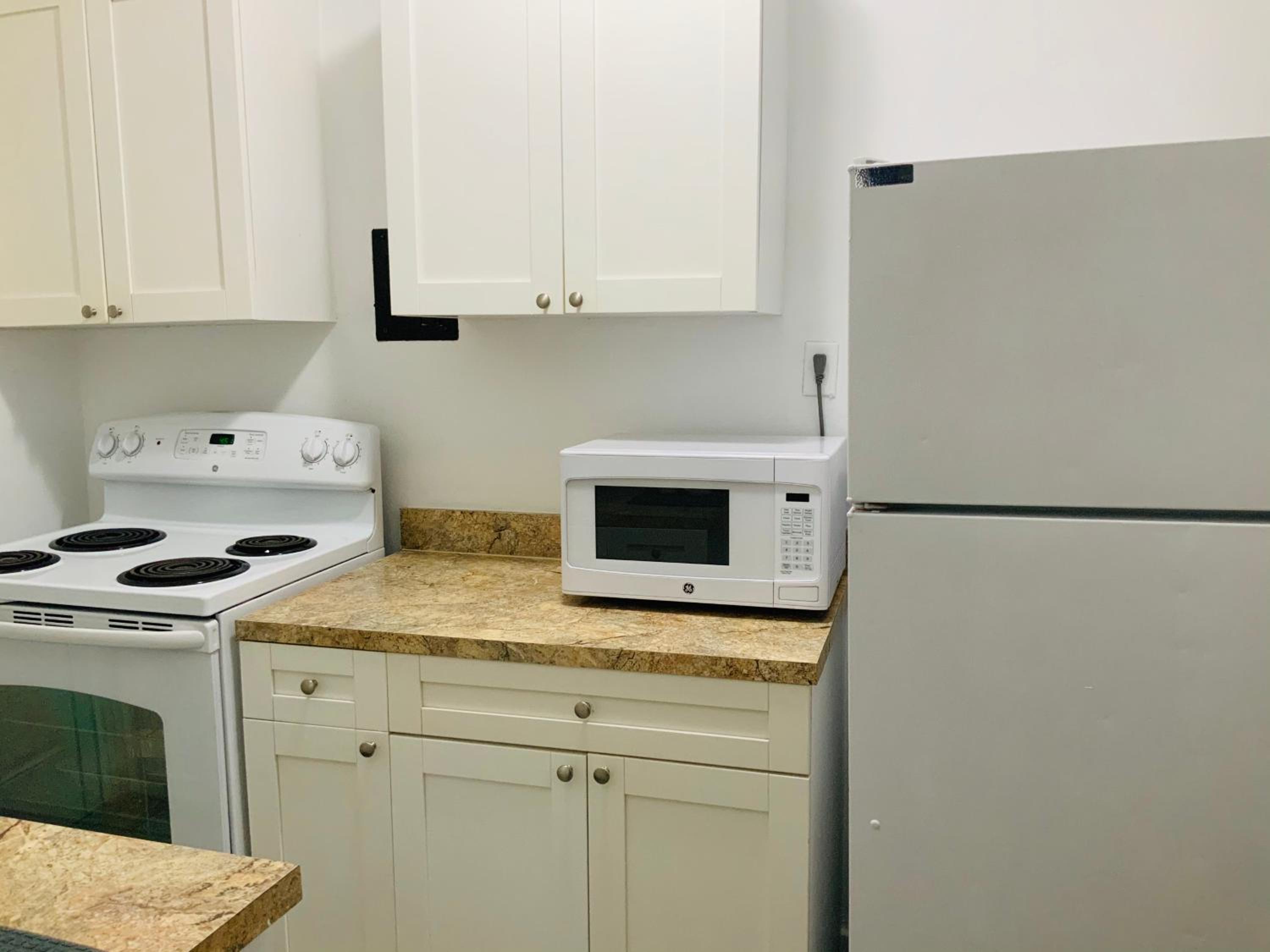Adorable private apartments in the Heart of Miami!