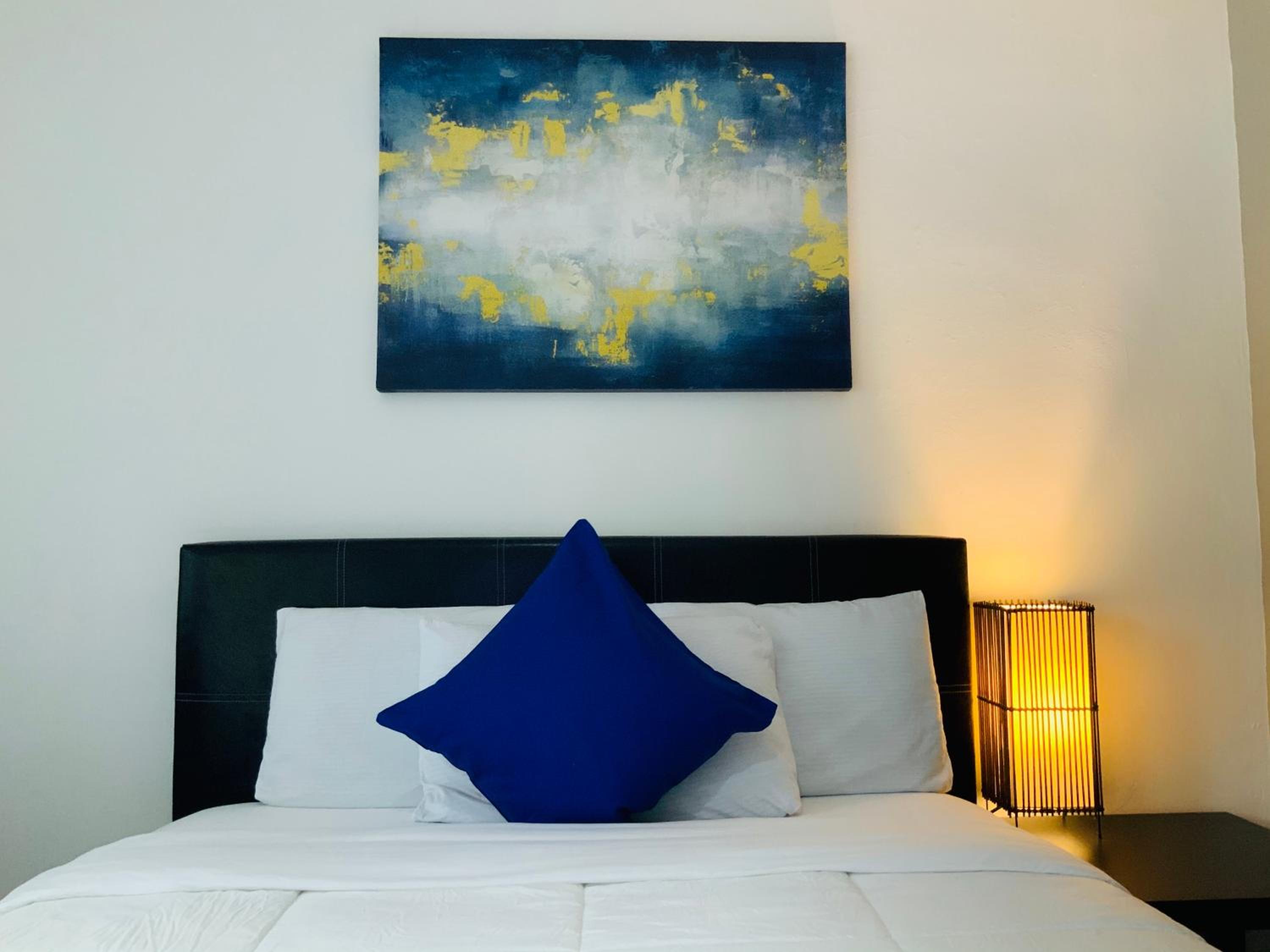 Adorable private apartments in the Heart of Miami!