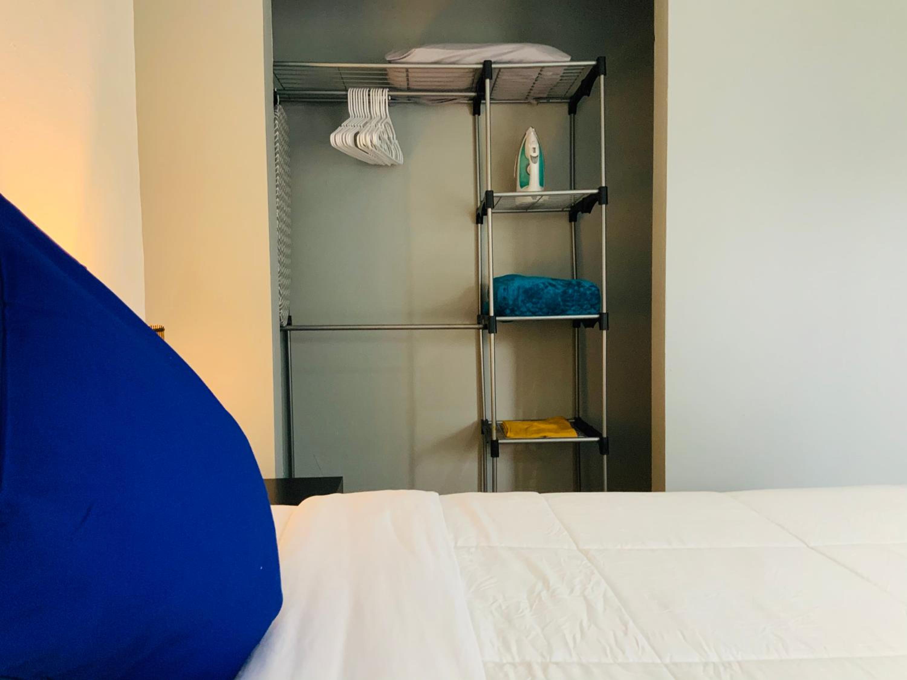 Adorable private apartments in the Heart of Miami!