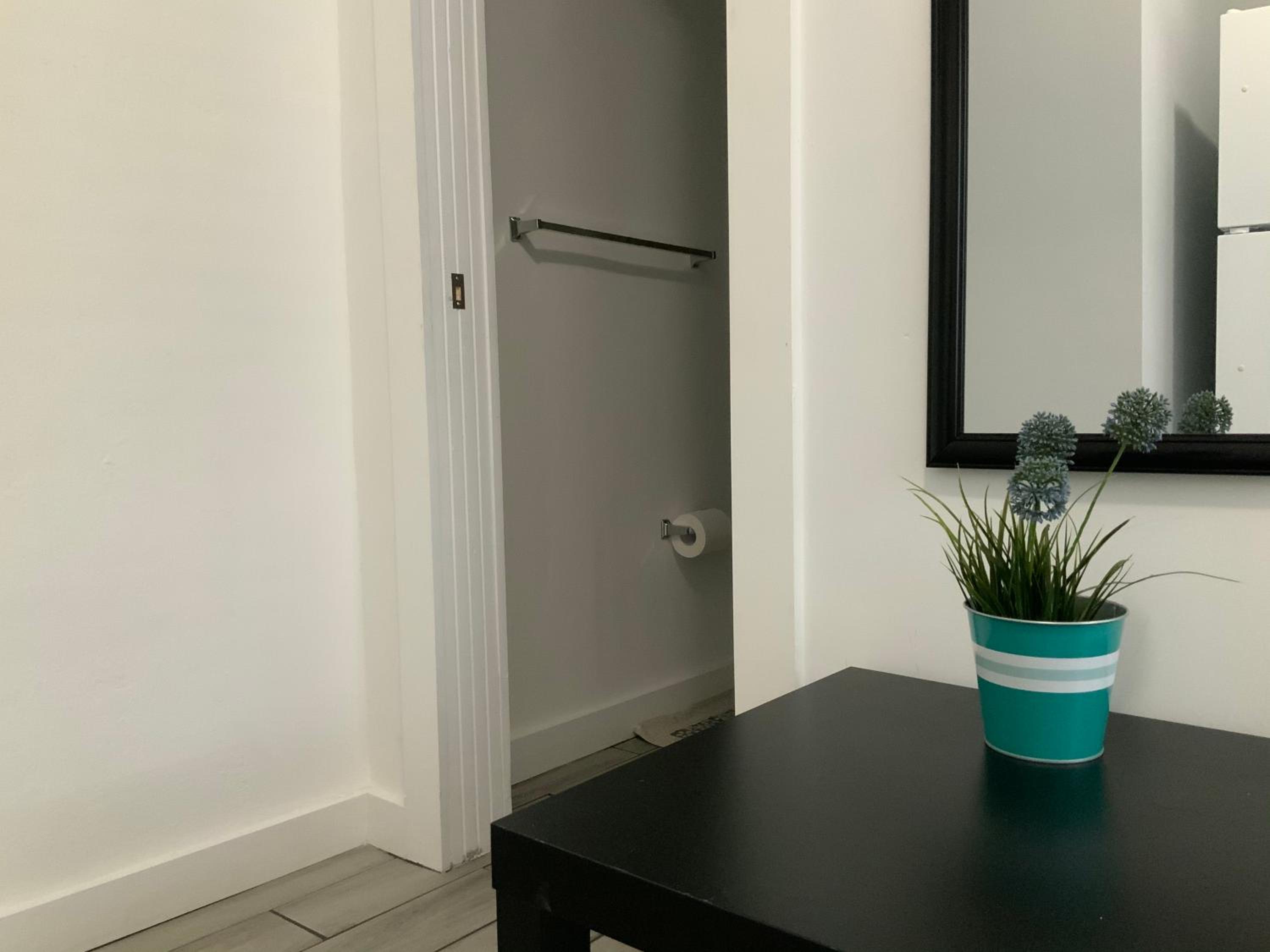 Adorable private apartments in the Heart of Miami!