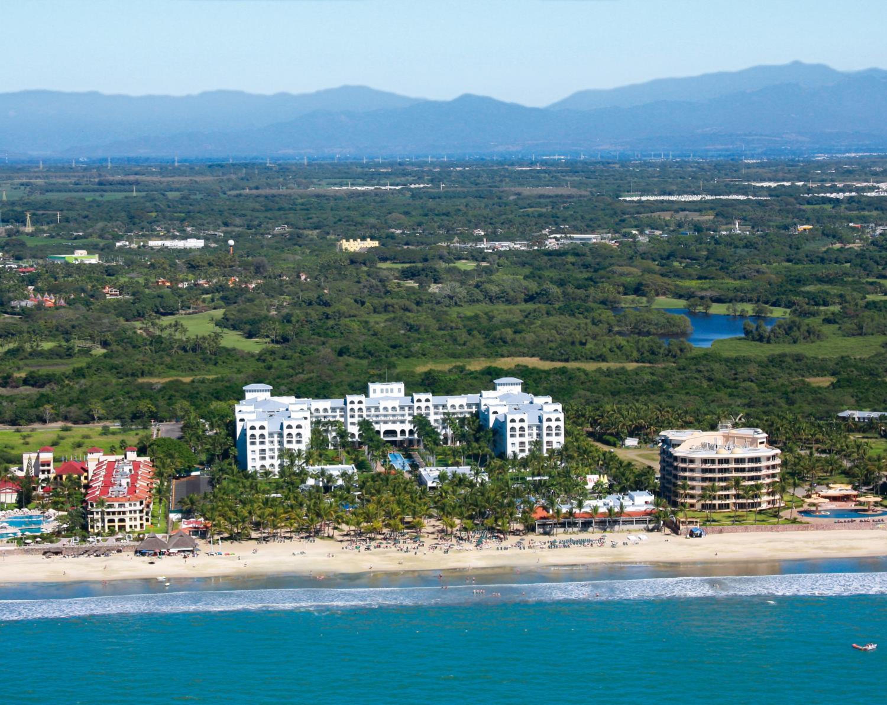 Riviera Nayarit Vacations - Riu Jalisco - All Inclusive - Property Image 1