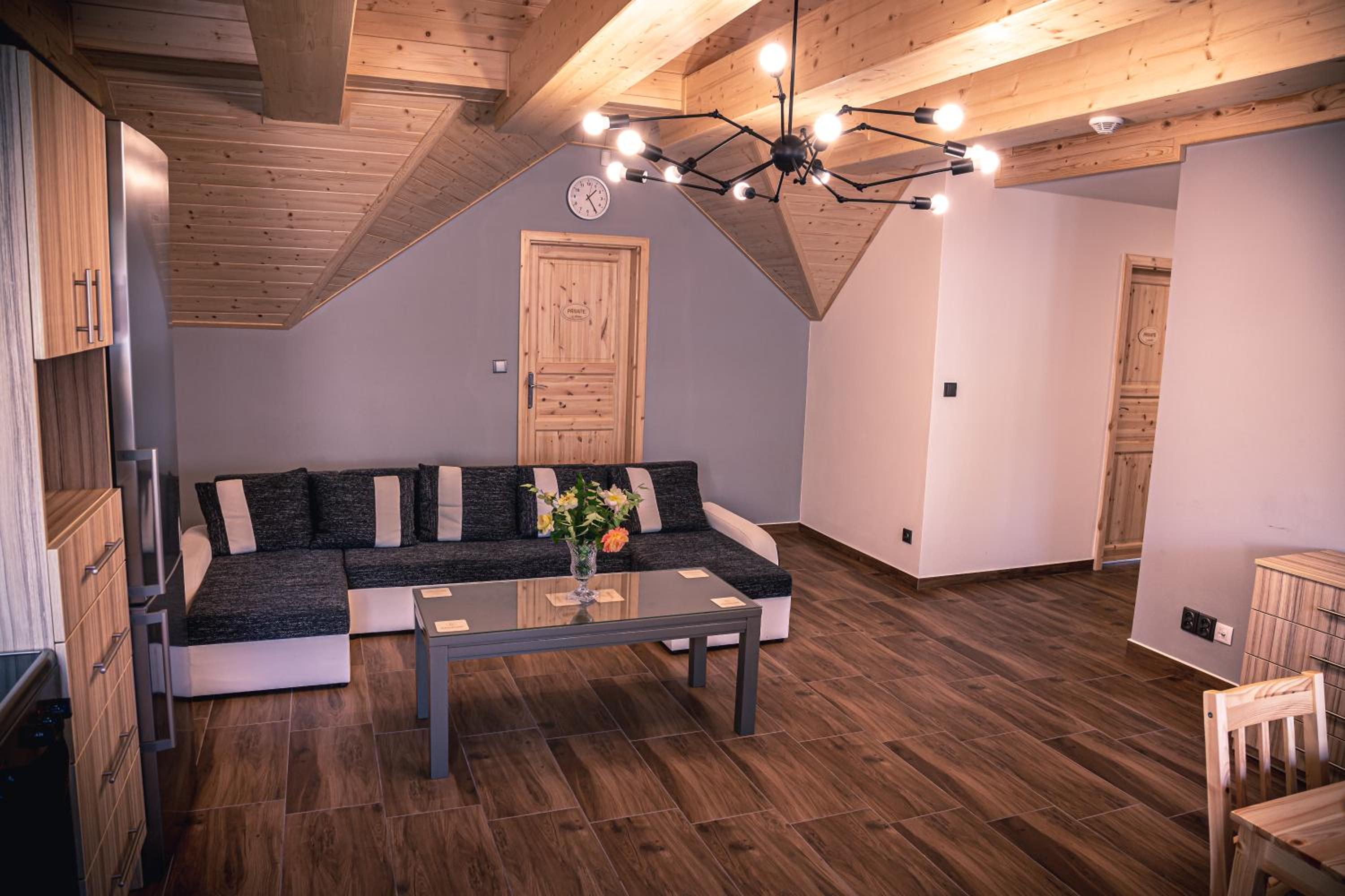Red Pine Apartments view 4