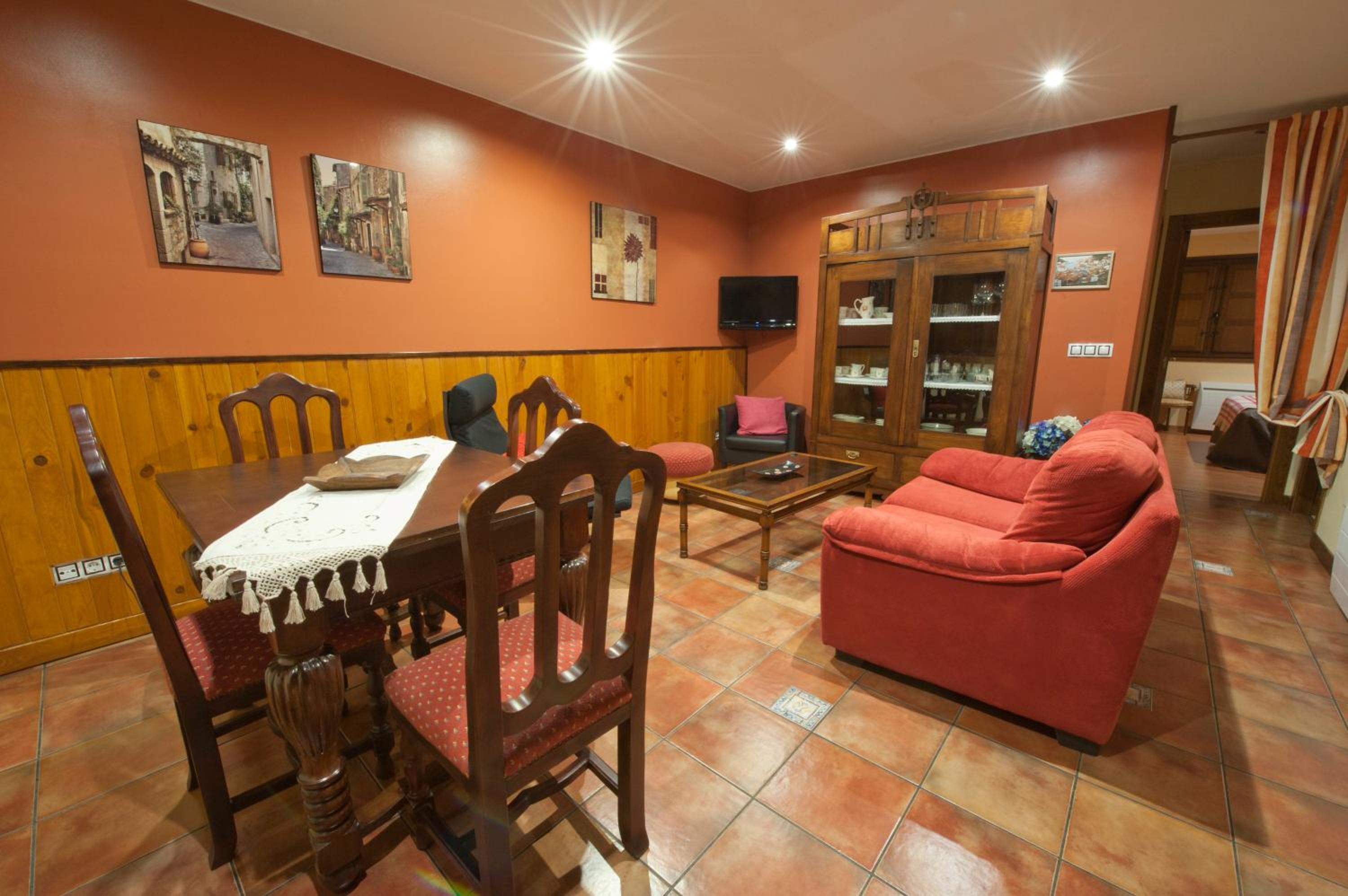 Apartamentos Rurales Villa del Sain Cudillero