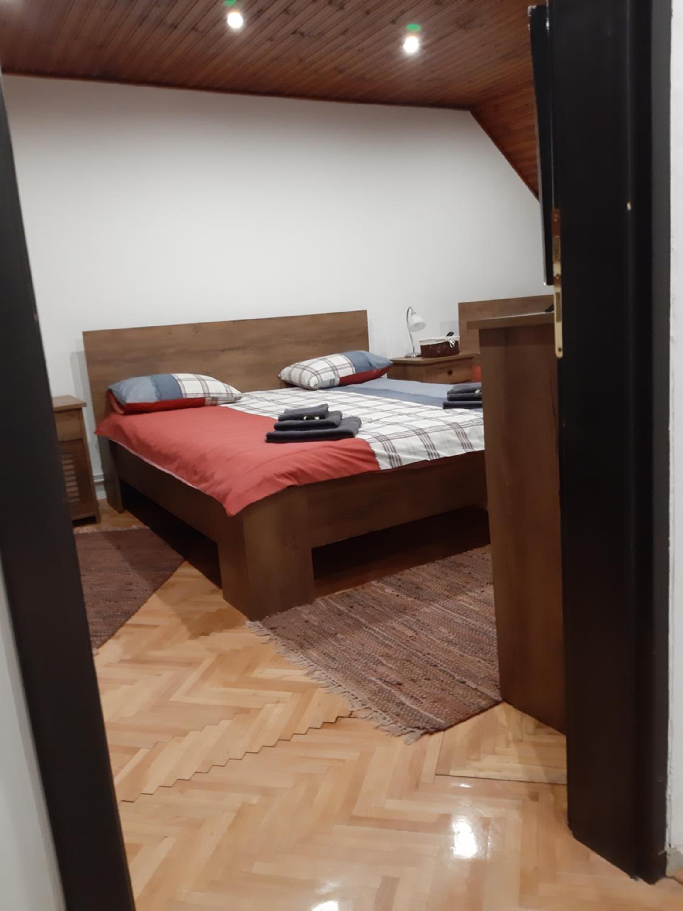 Photo 34