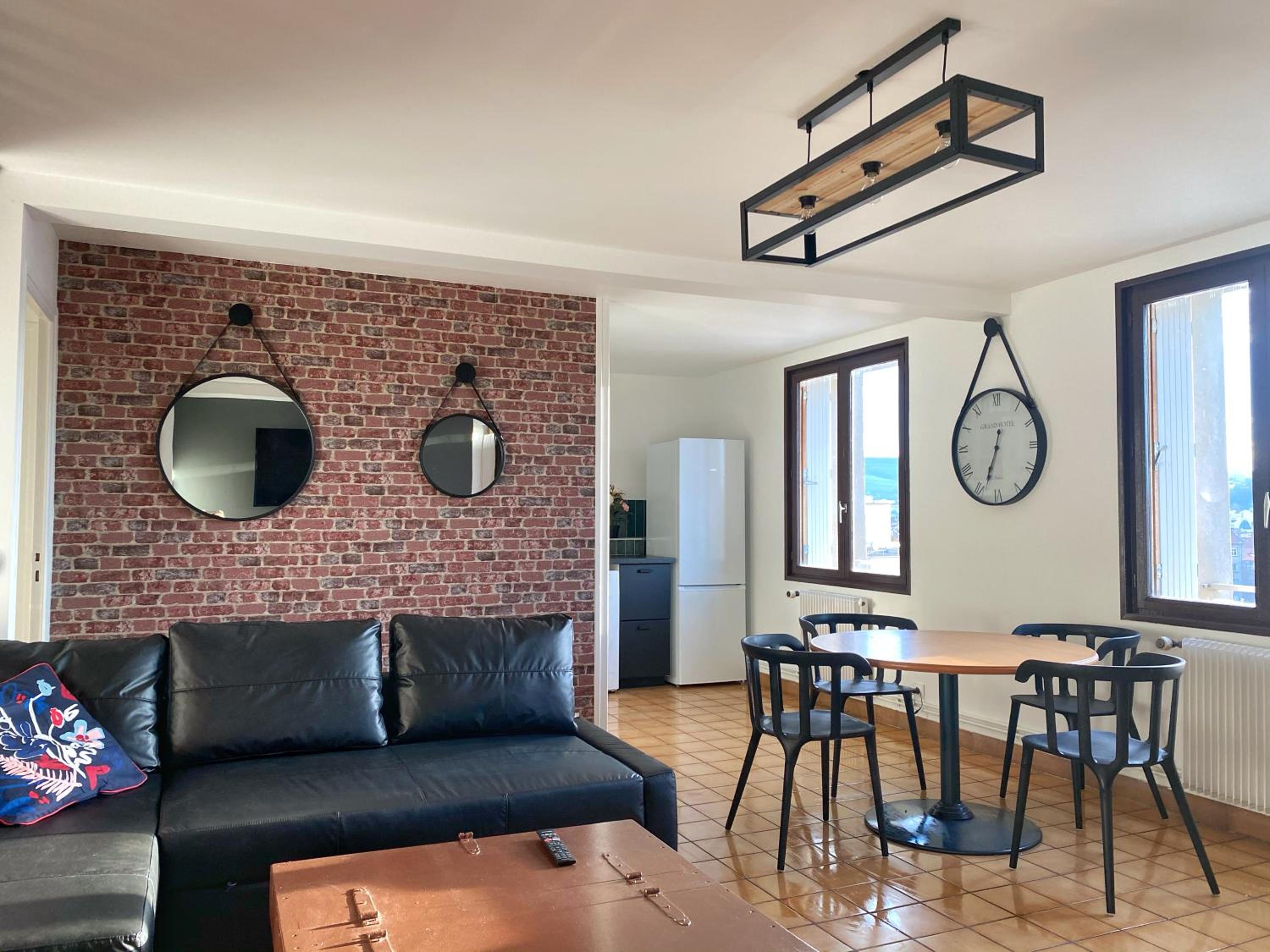 014 CHIC & COSY GRAND APPART DUPLEX 76m2 WIFI SMART TV NETFLIX ET VUE PANORAMIQUE