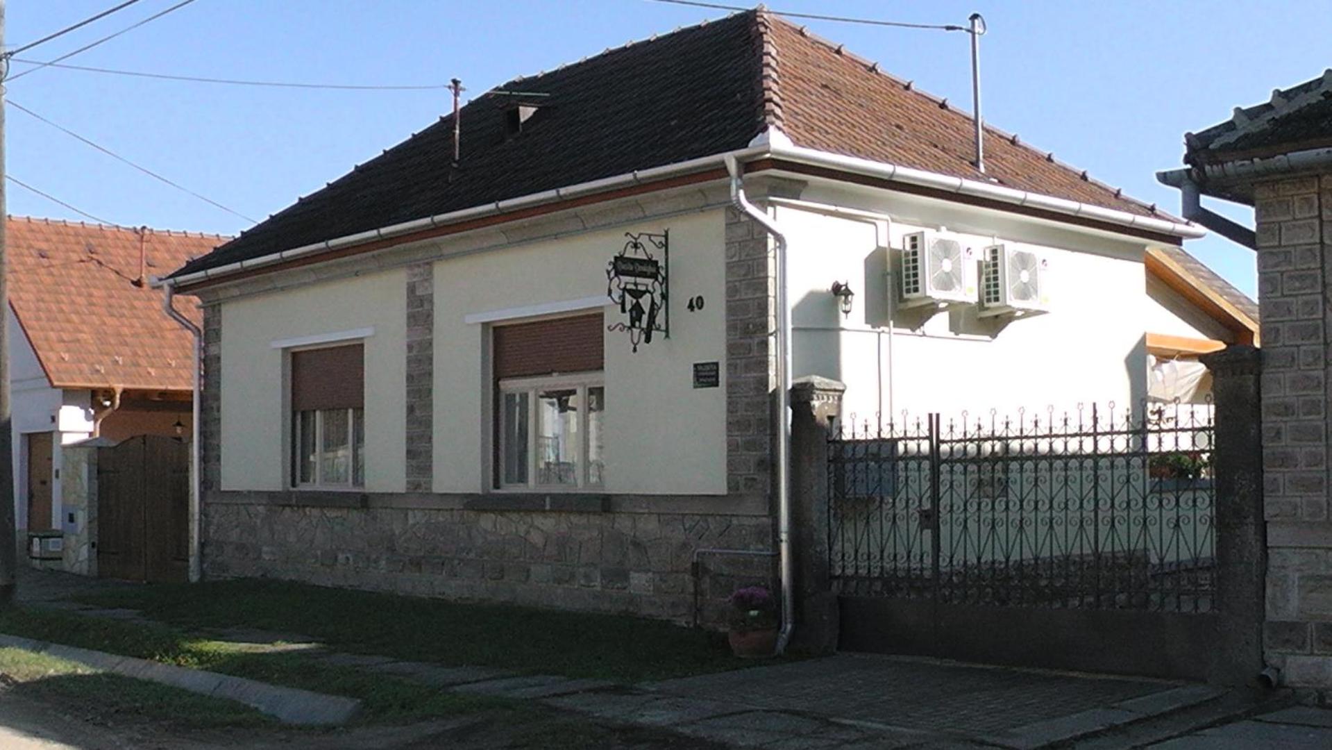 Photo 26