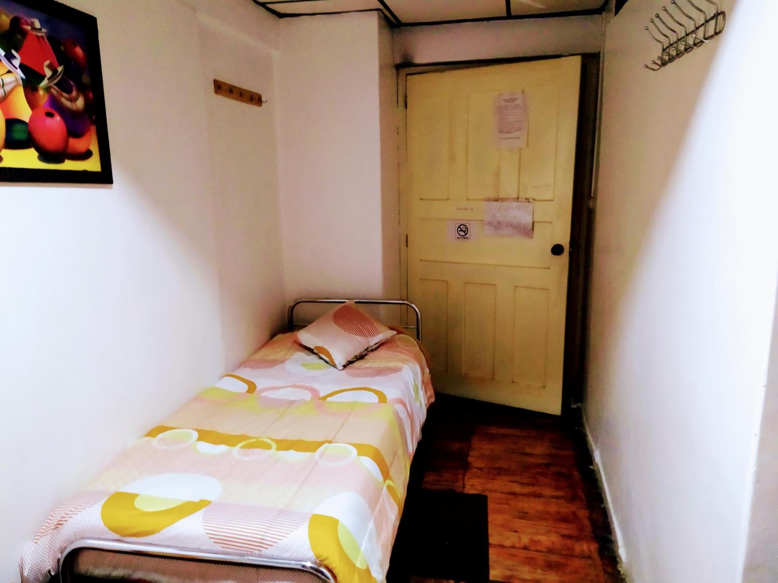 Hostal Latitud Ecuem