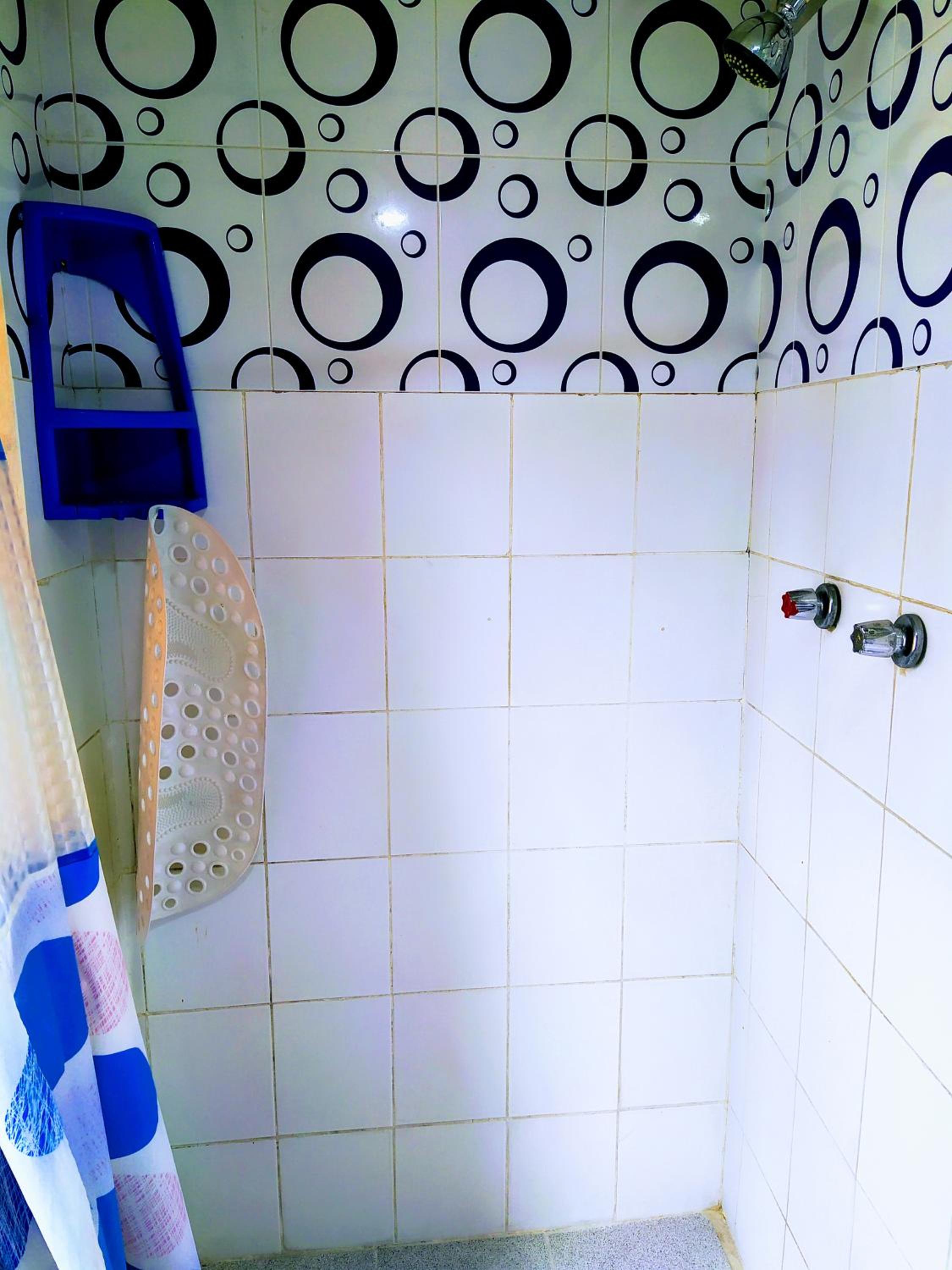 Hostal Latitud Ecuem