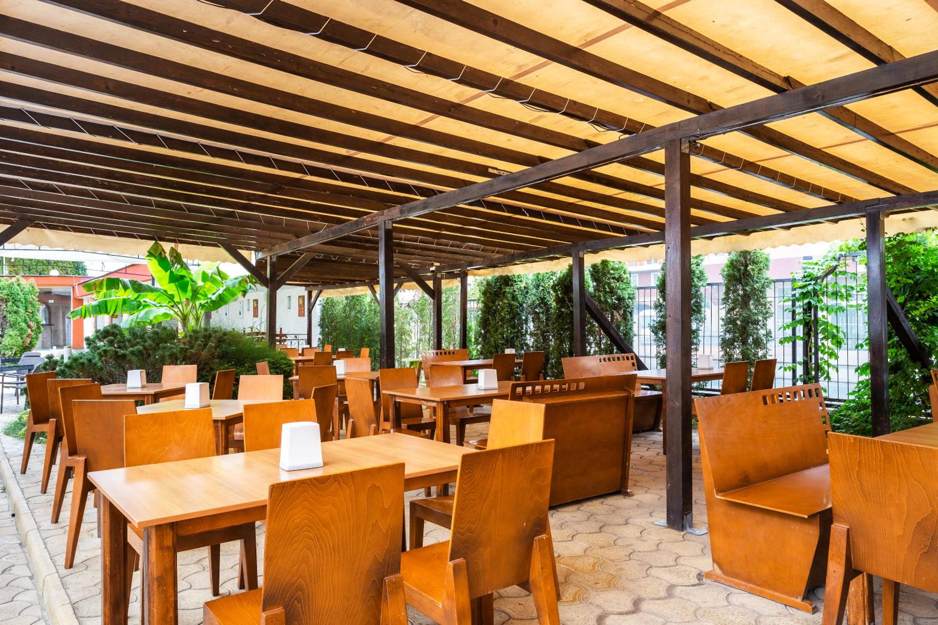 restaurant
