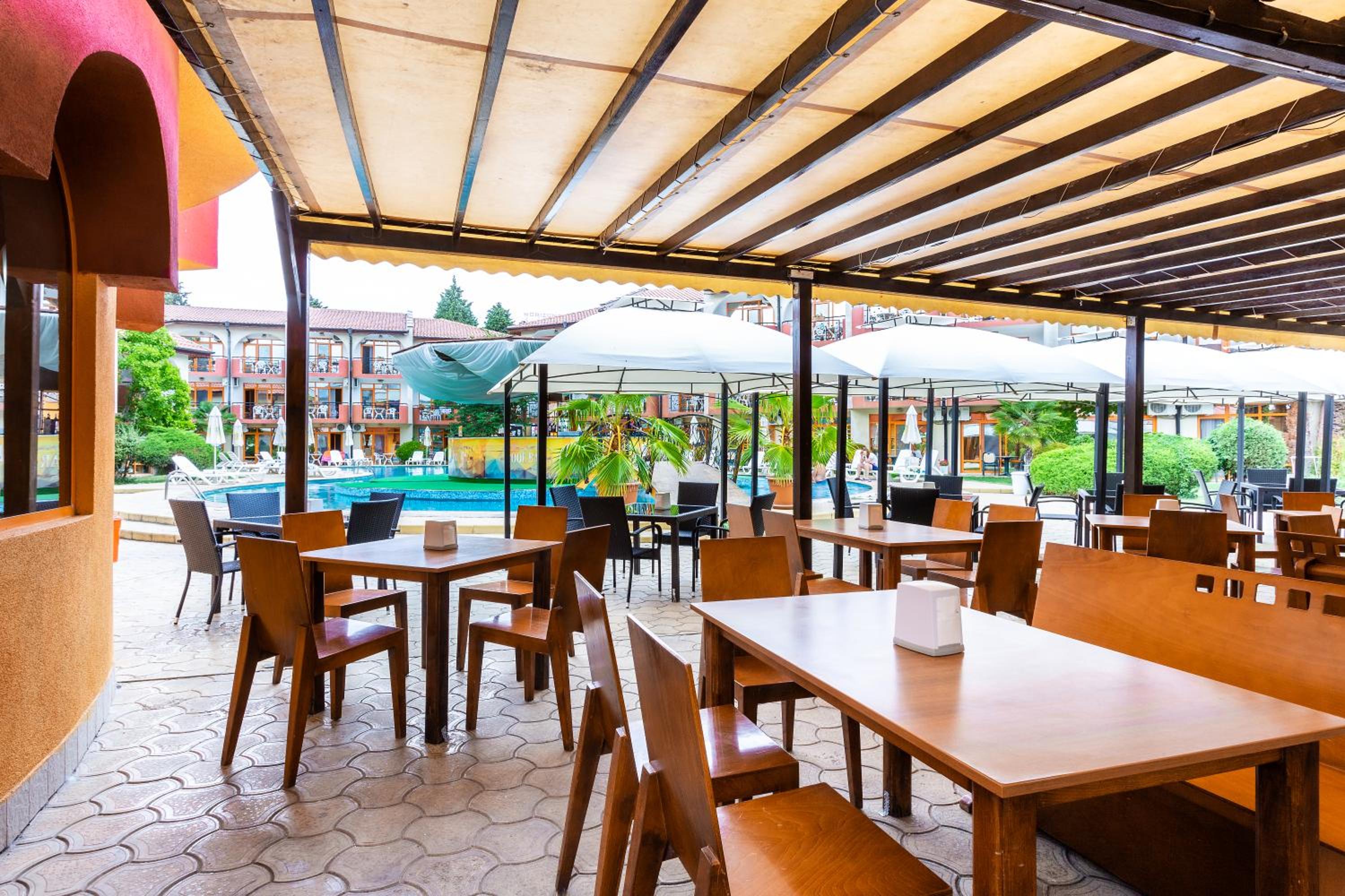restaurant