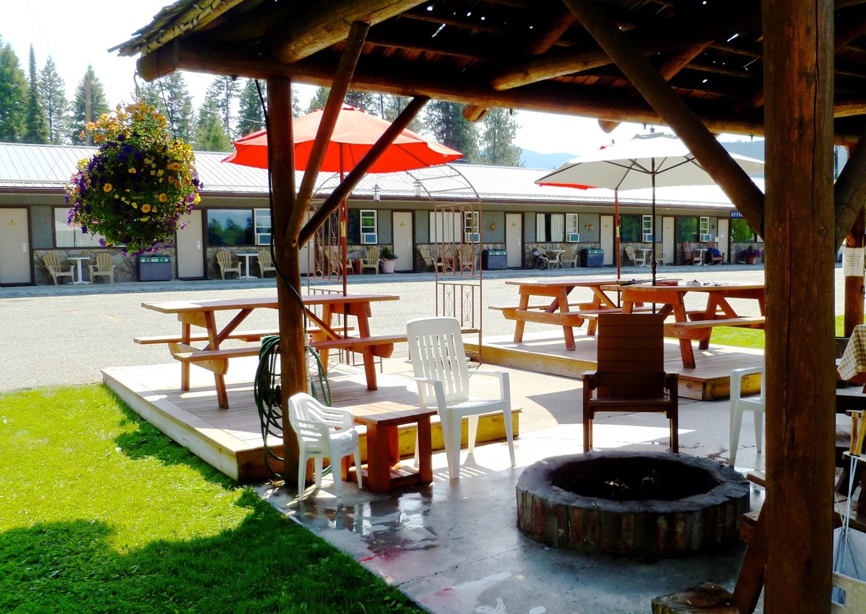 Lakeview Motel