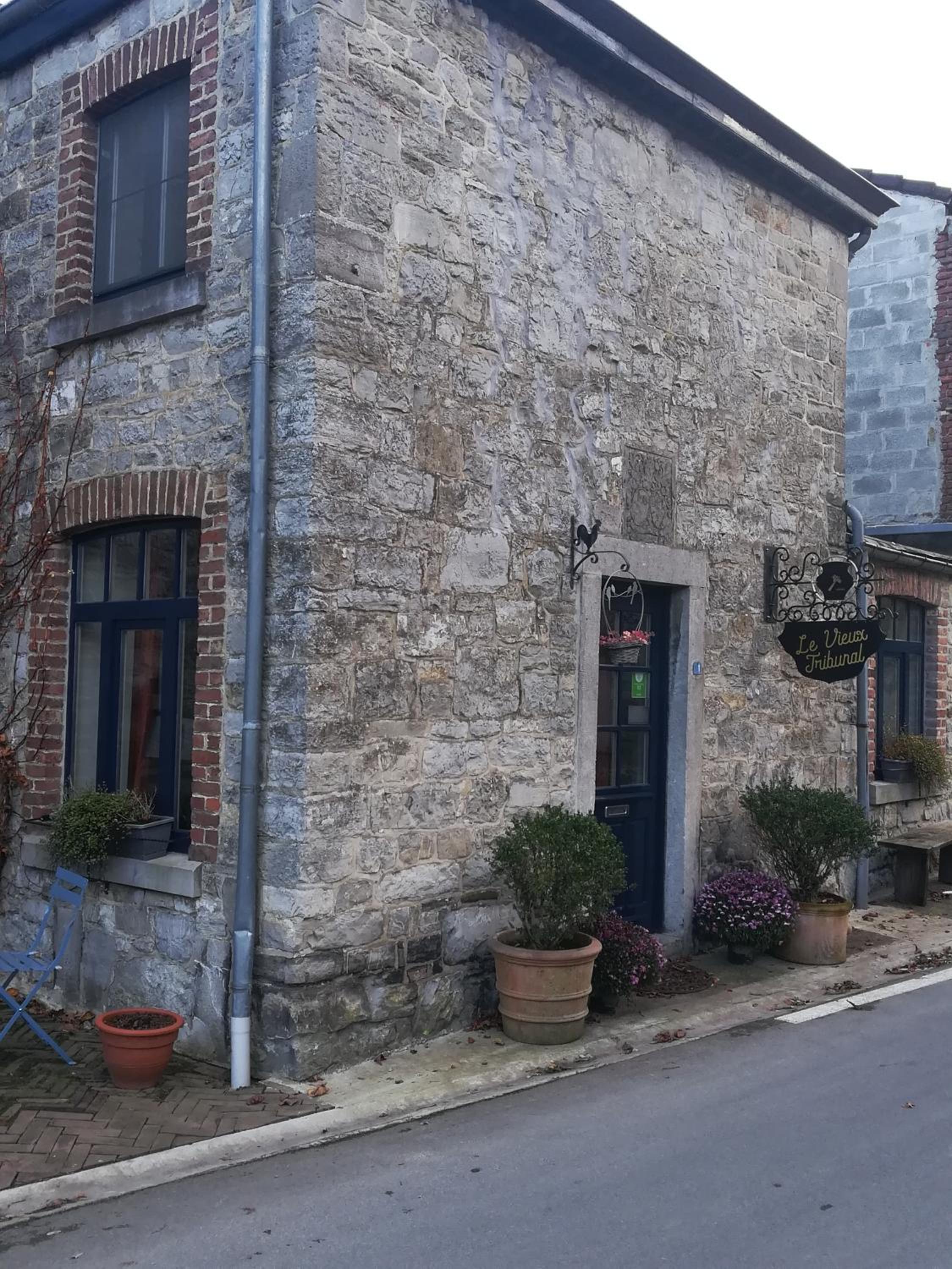 Le Vieux Tribunal view 3