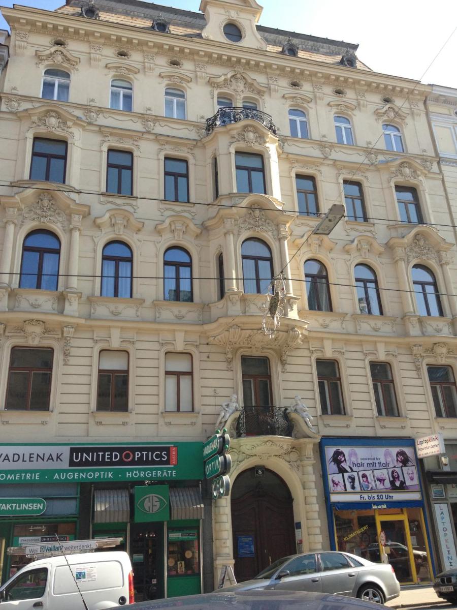 Hoheschule Apartment Levade