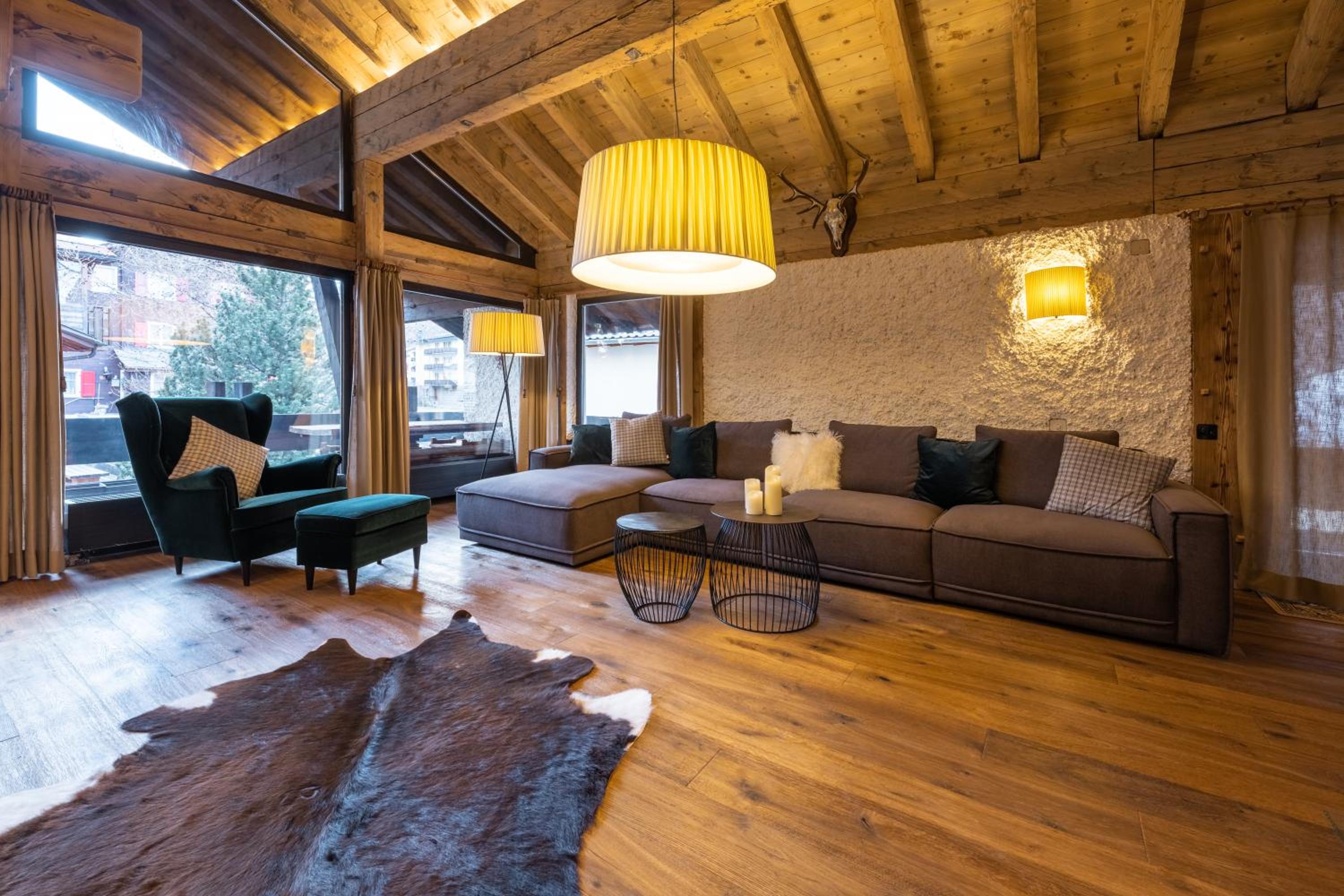 Saas Fee Vacations - Villa Alpenhof - Property Image 3