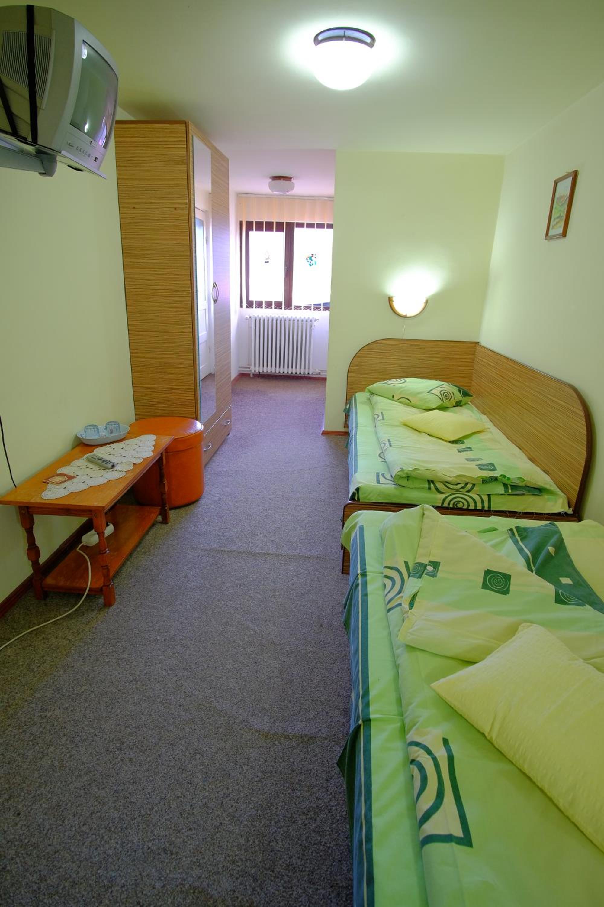 Photo 27