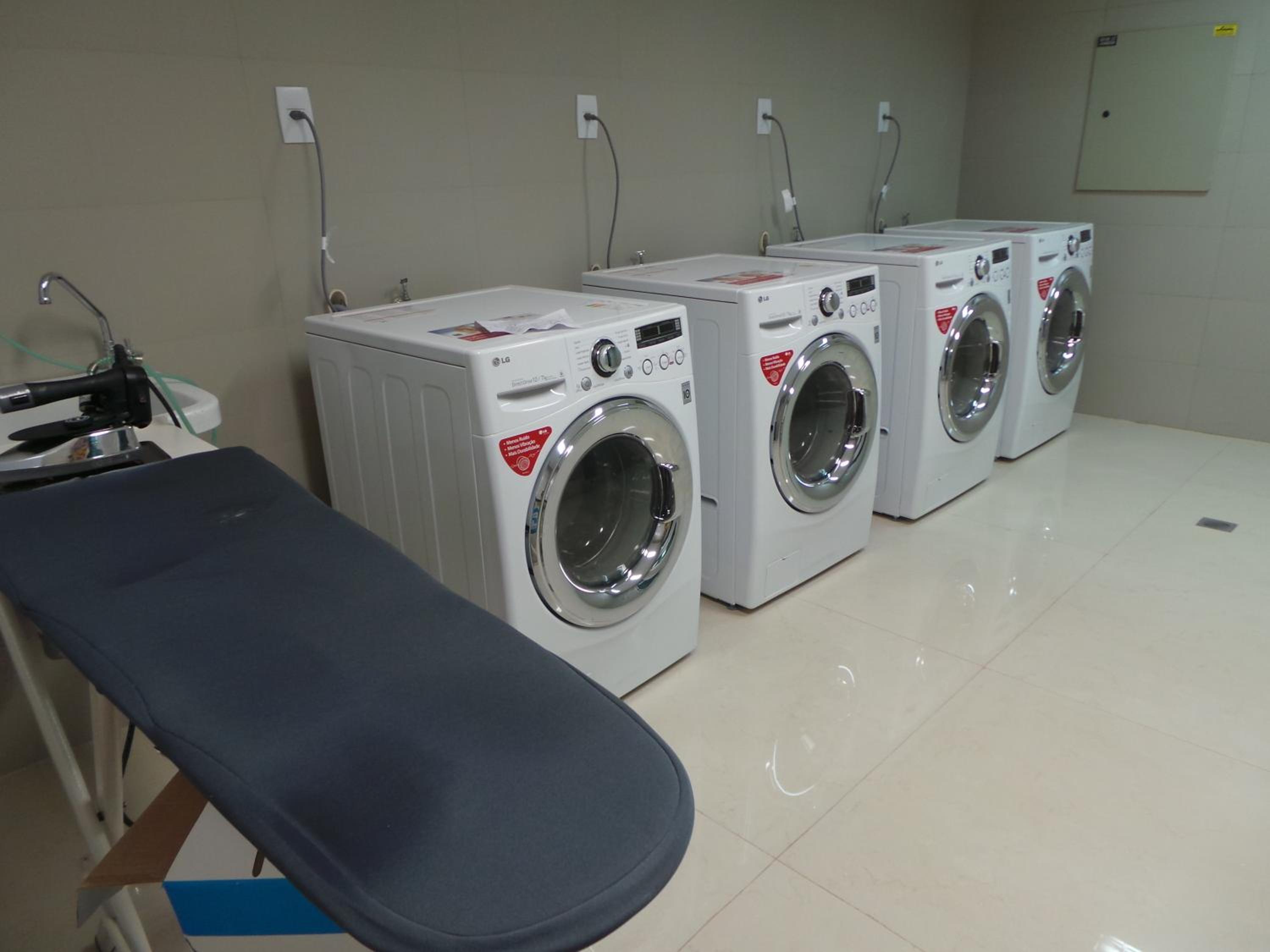 Flat Particular Jade Brasilia 1004 e 1006 Com Garagem