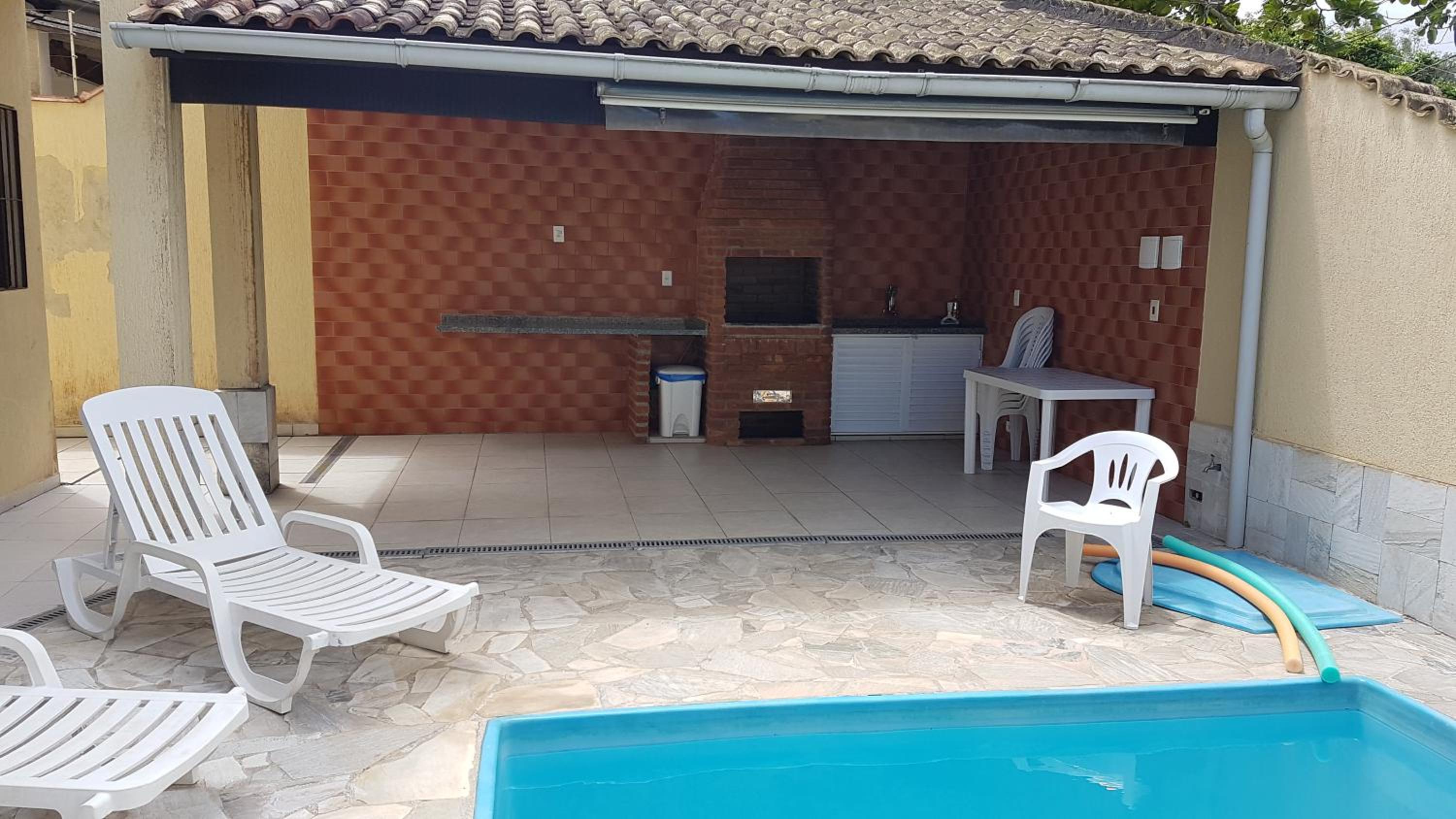 Casa na praia do Indaia piscina, bilhar, 5 quartos e vista