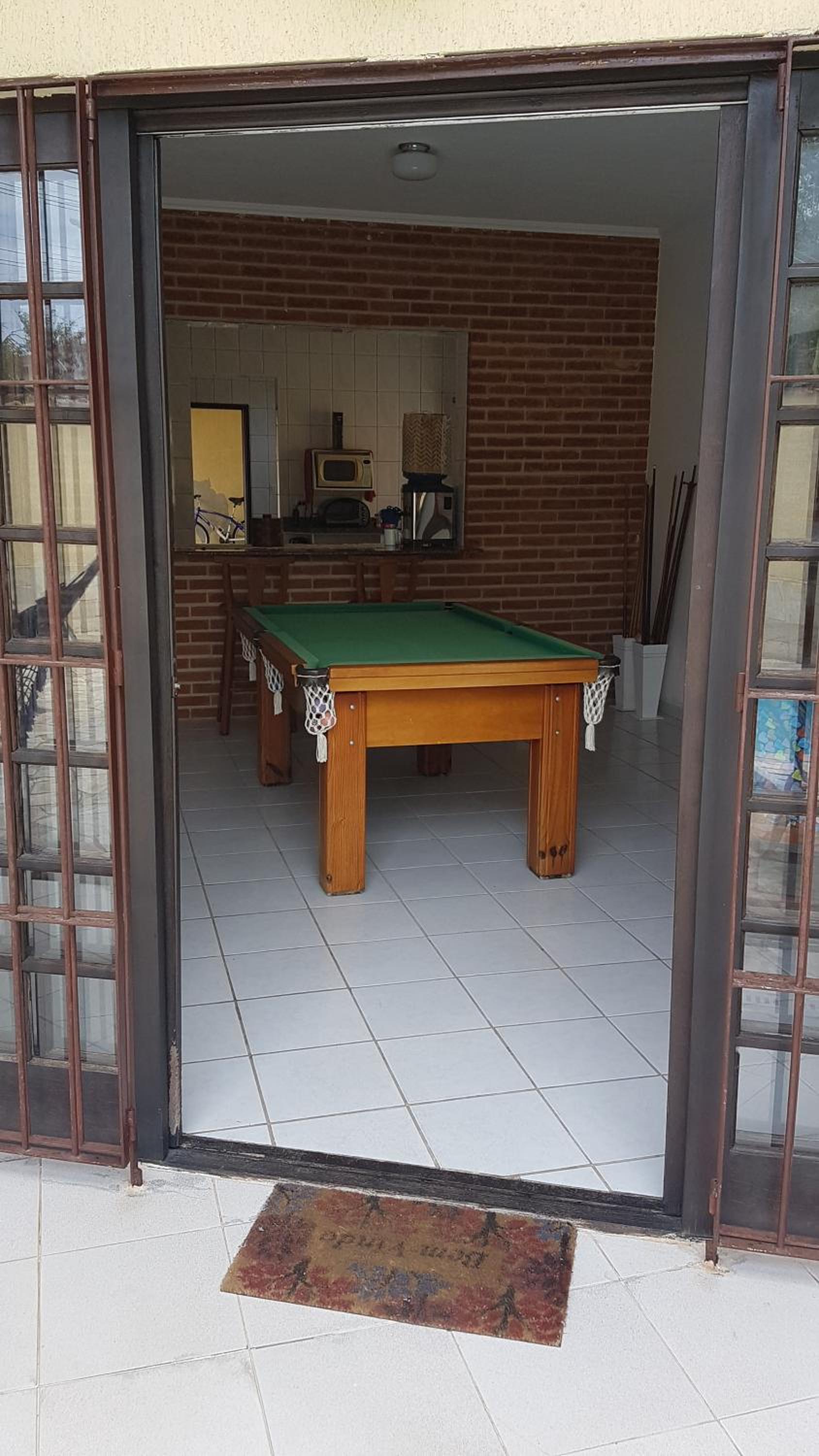 Casa na praia do Indaia piscina, bilhar, 5 quartos e vista