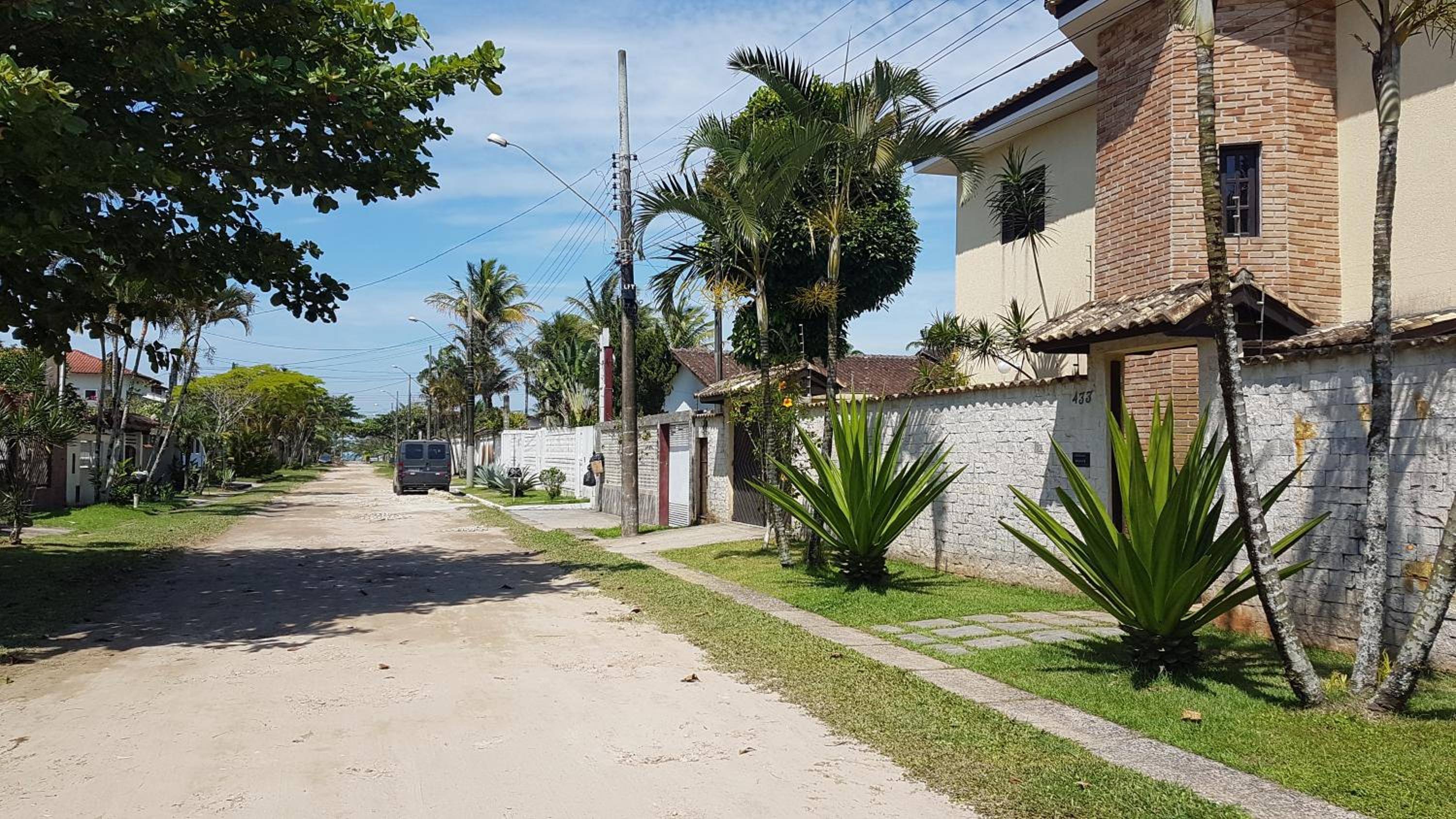 Casa na praia do Indaia piscina, bilhar, 5 quartos e vista