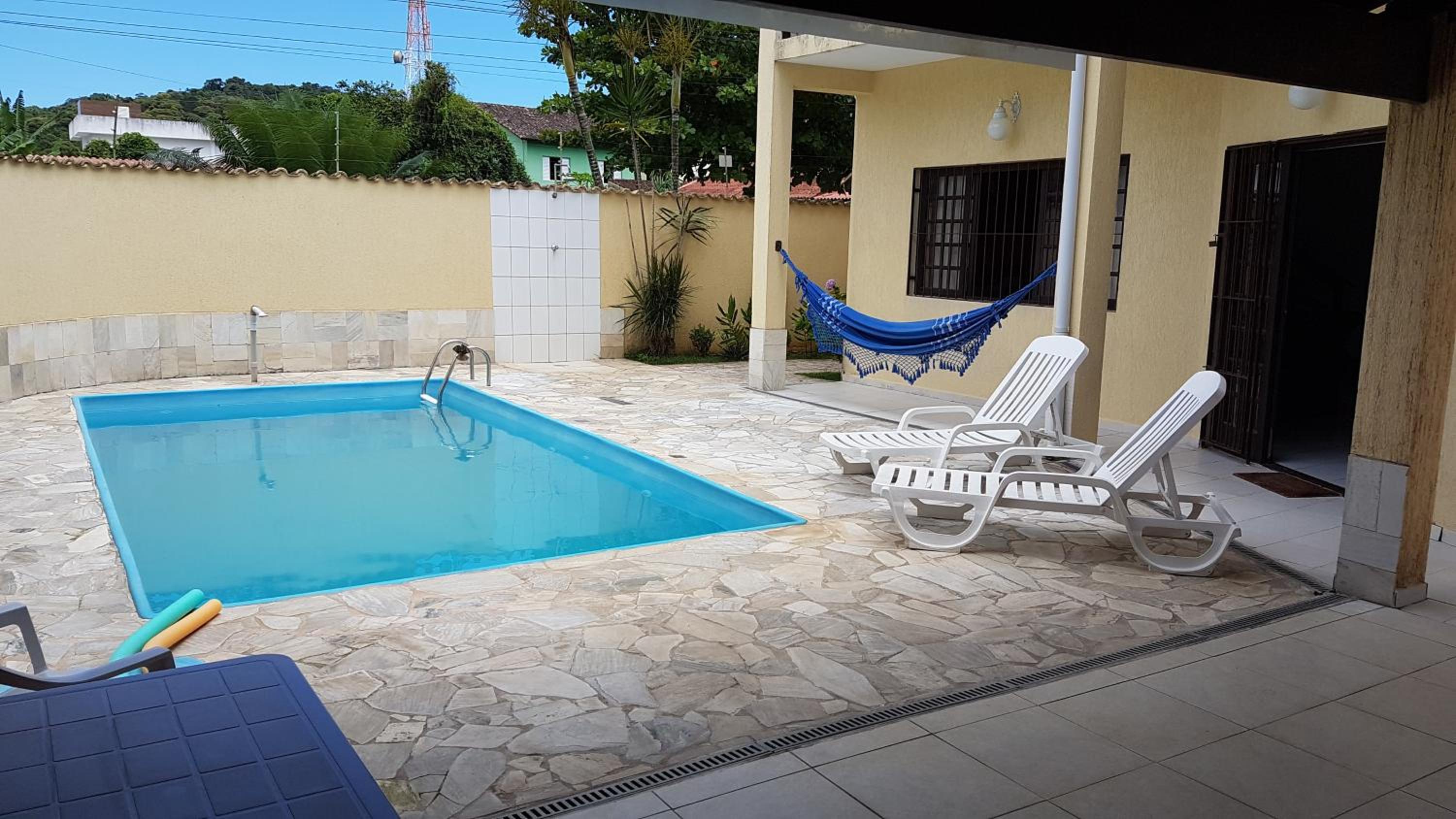 Casa na praia do Indaia piscina, bilhar, 5 quartos e vista