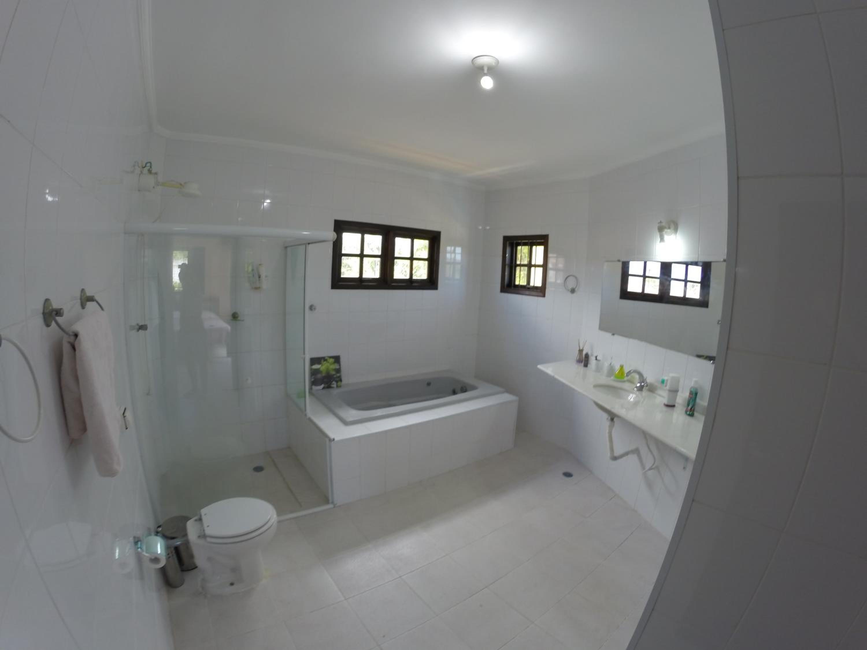 Casa na praia do Indaia piscina, bilhar, 5 quartos e vista