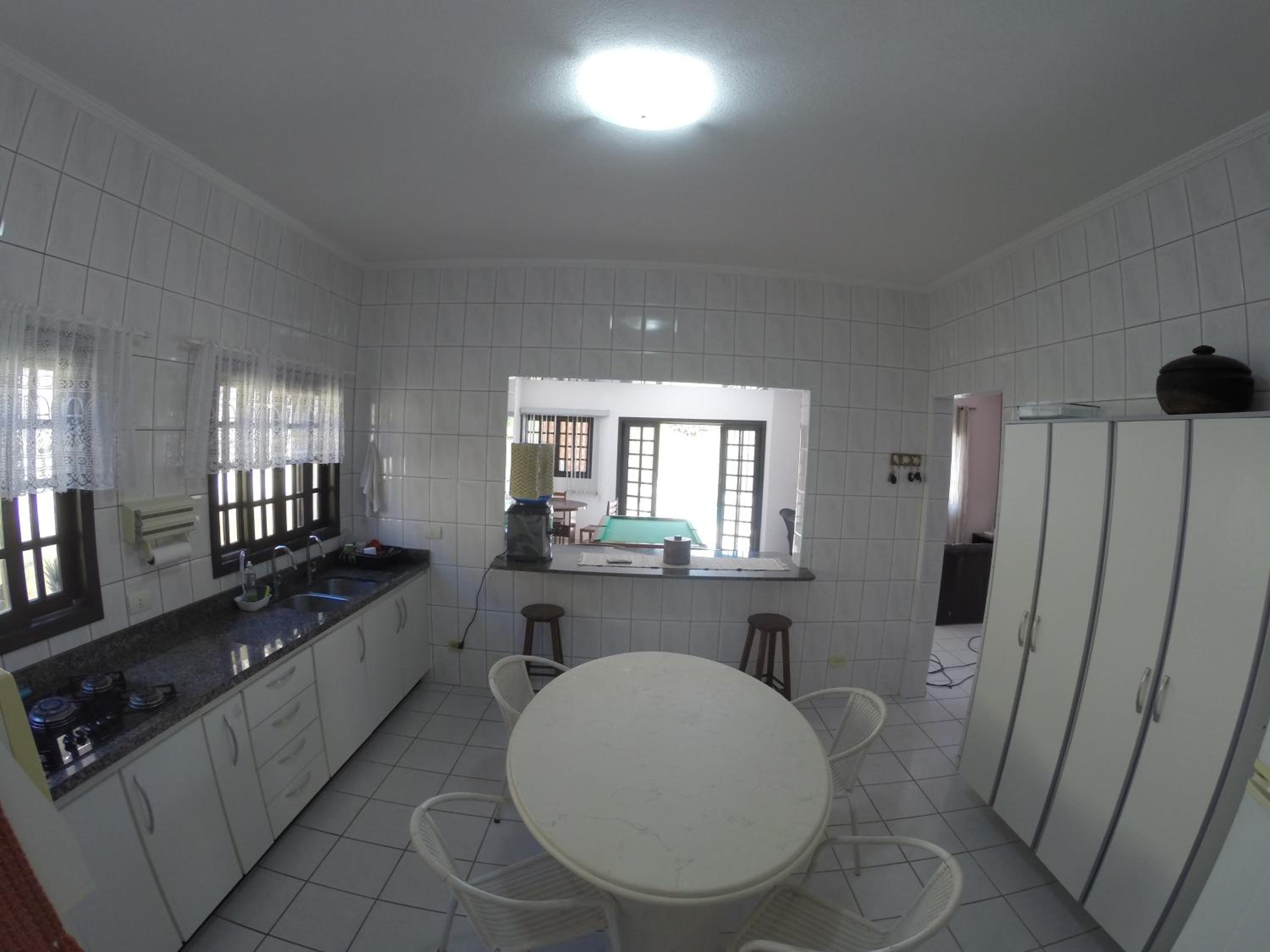 Casa na praia do Indaia piscina, bilhar, 5 quartos e vista