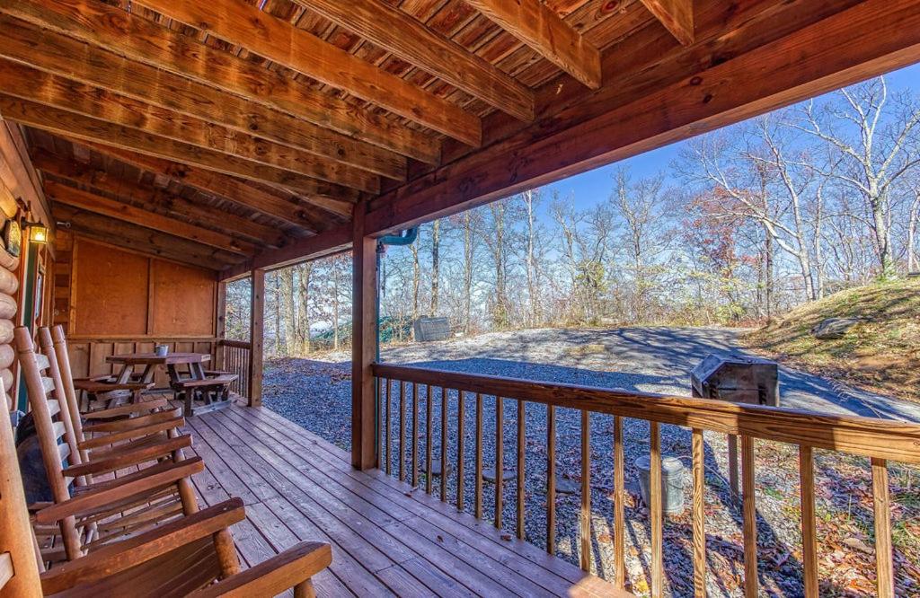 Are We Bear Yet- Hot Tub, Free Tickets, Pool Table, WIFI! view 3