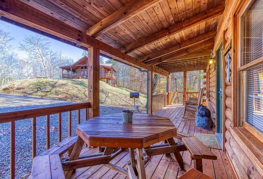 Are We Bear Yet- Hot Tub, Free Tickets, Pool Table, WIFI! view 4