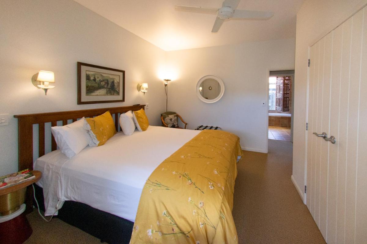 Tuscan Retreat Bed & Breakfast - Adults Only