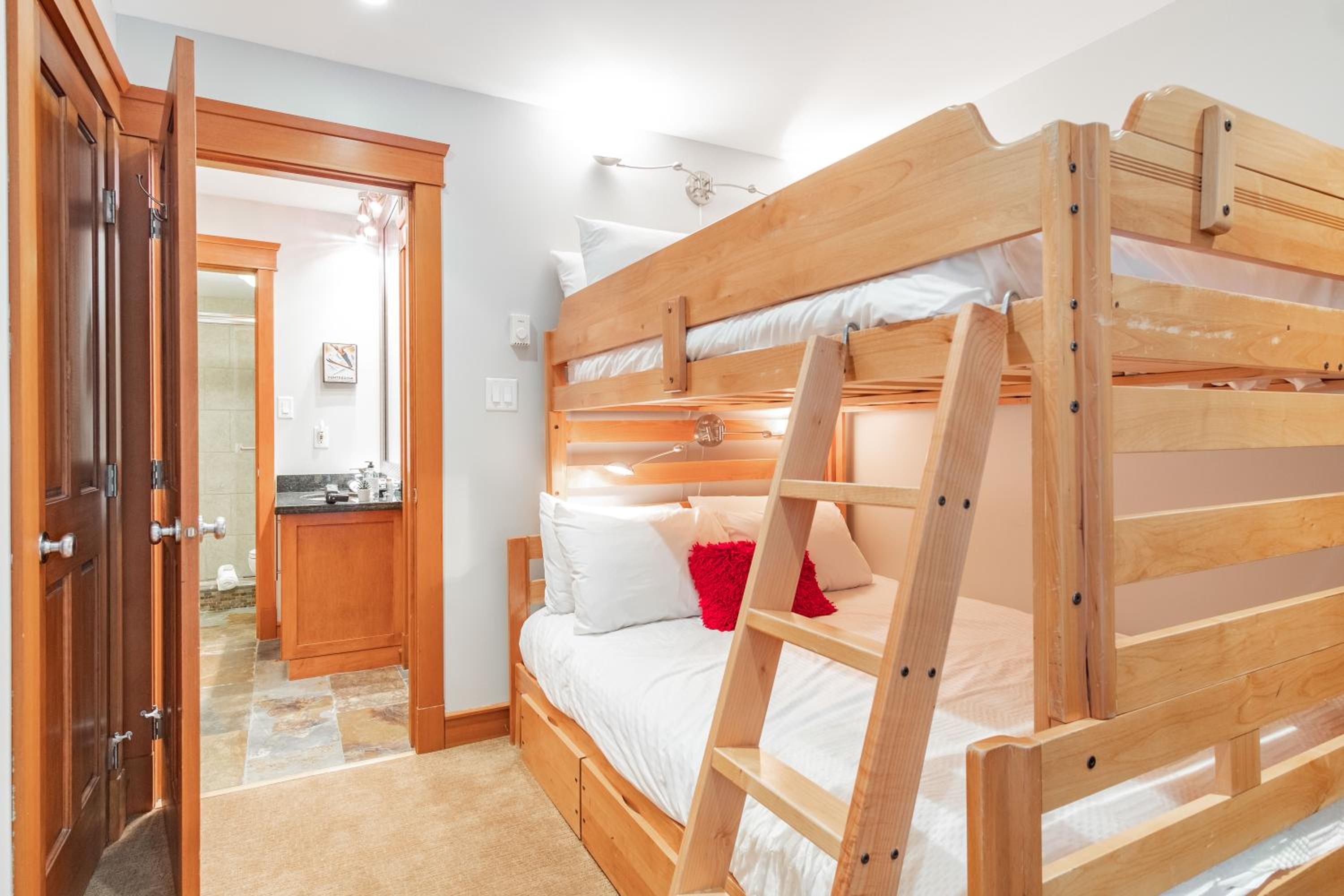Wildwood Lodge by Outpost Whistler
