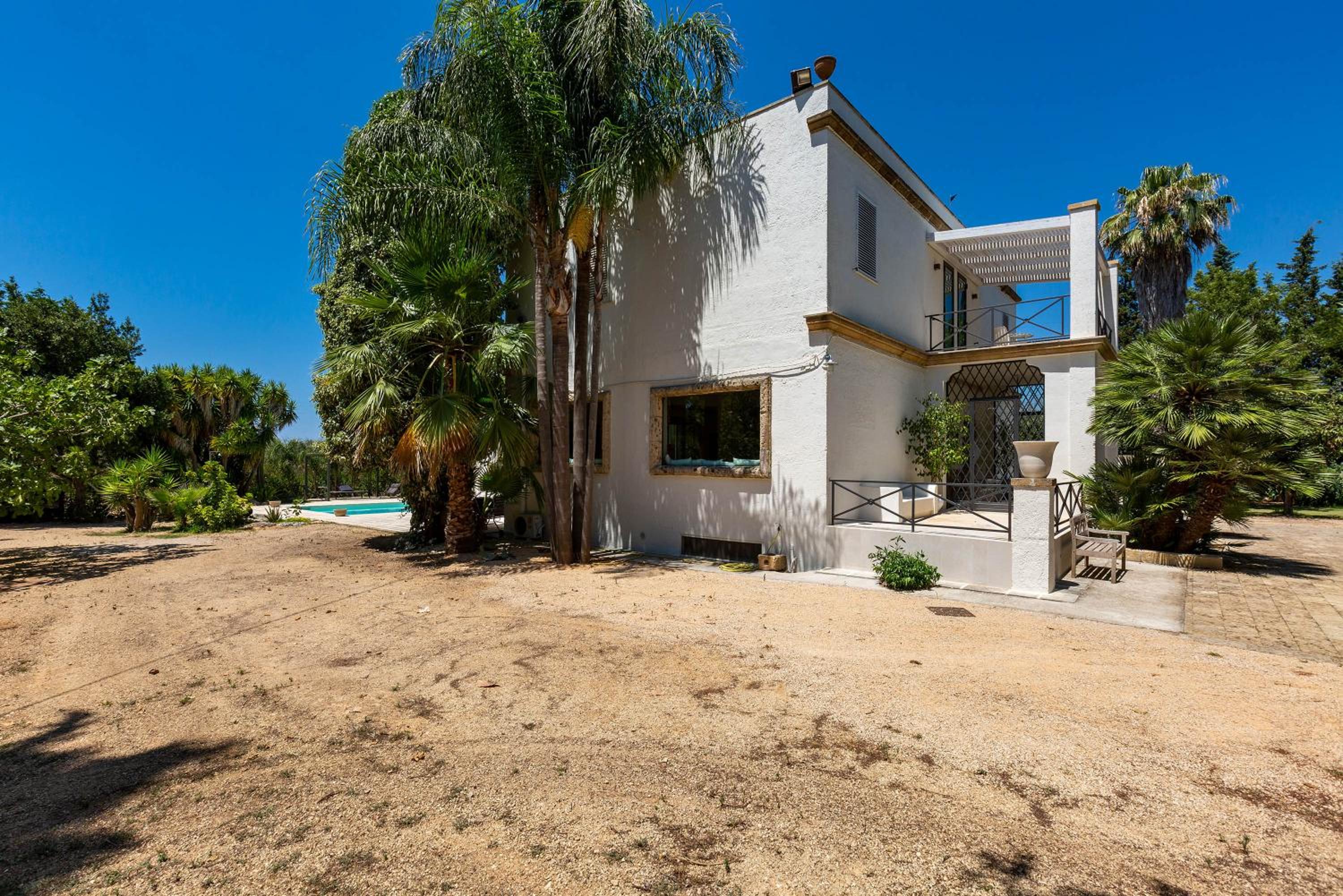 Villa Casablanca by Perle di Puglia view 2