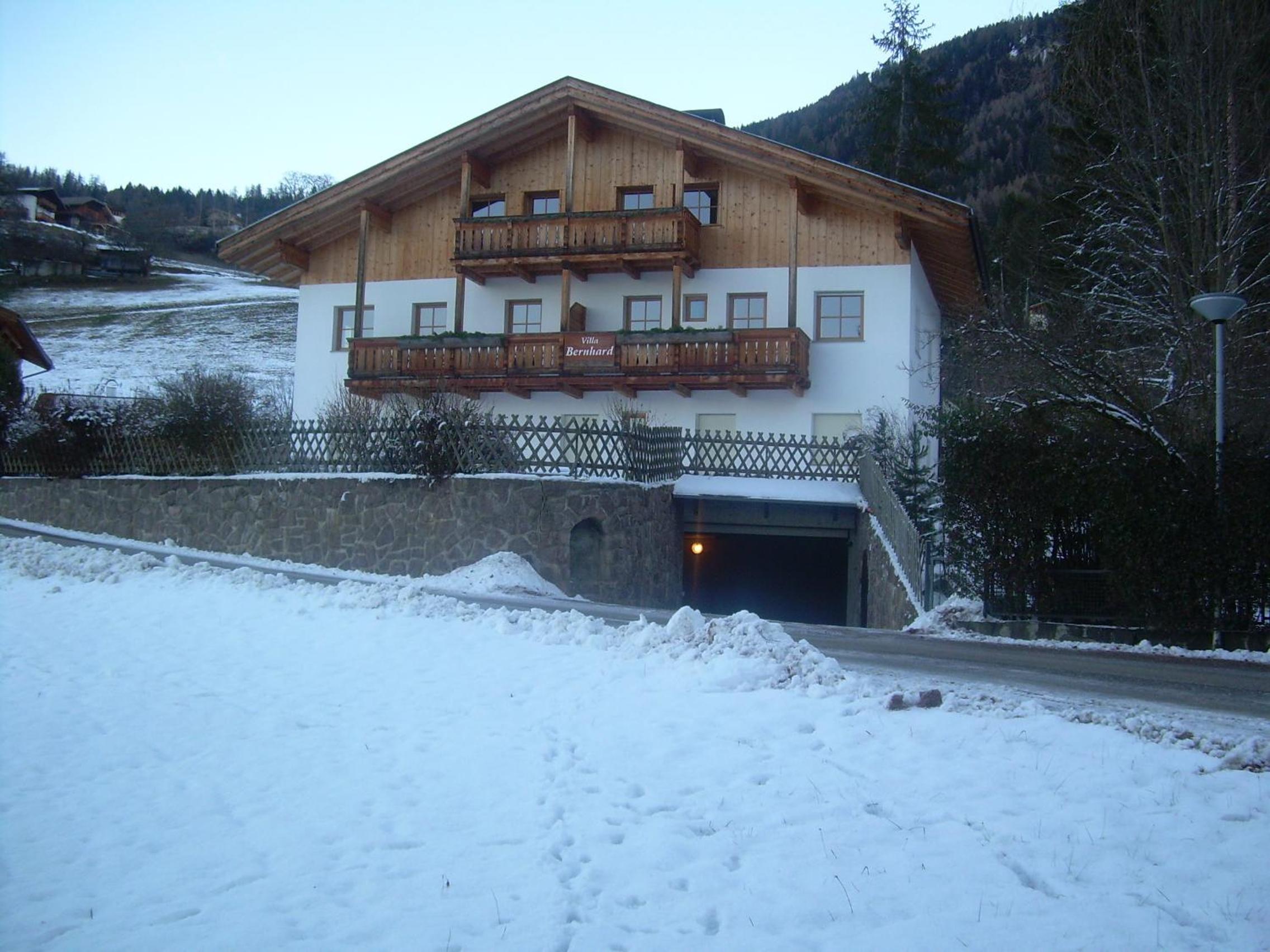 Photo 11