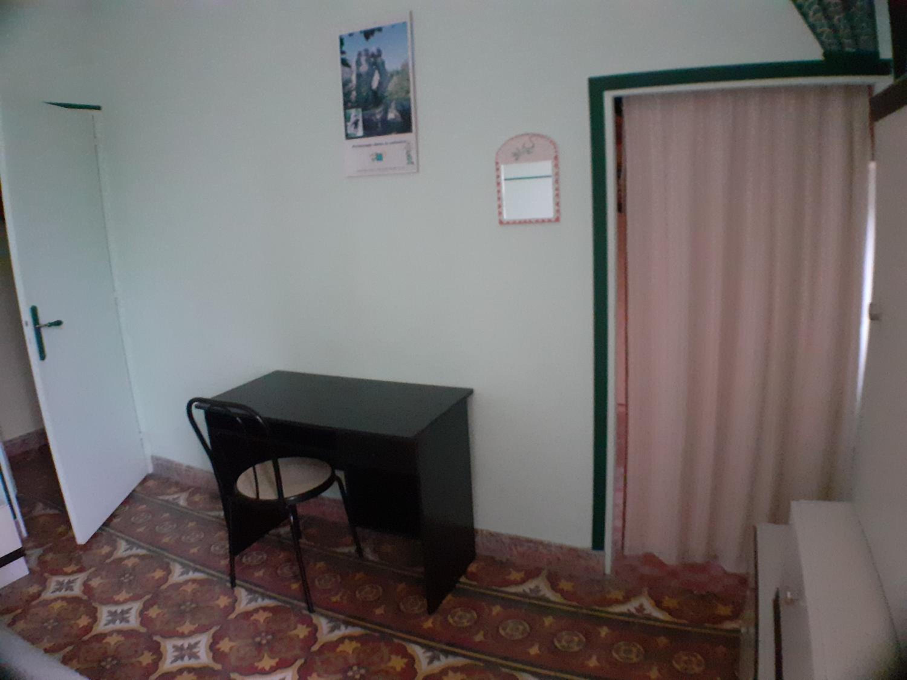 Photo 42