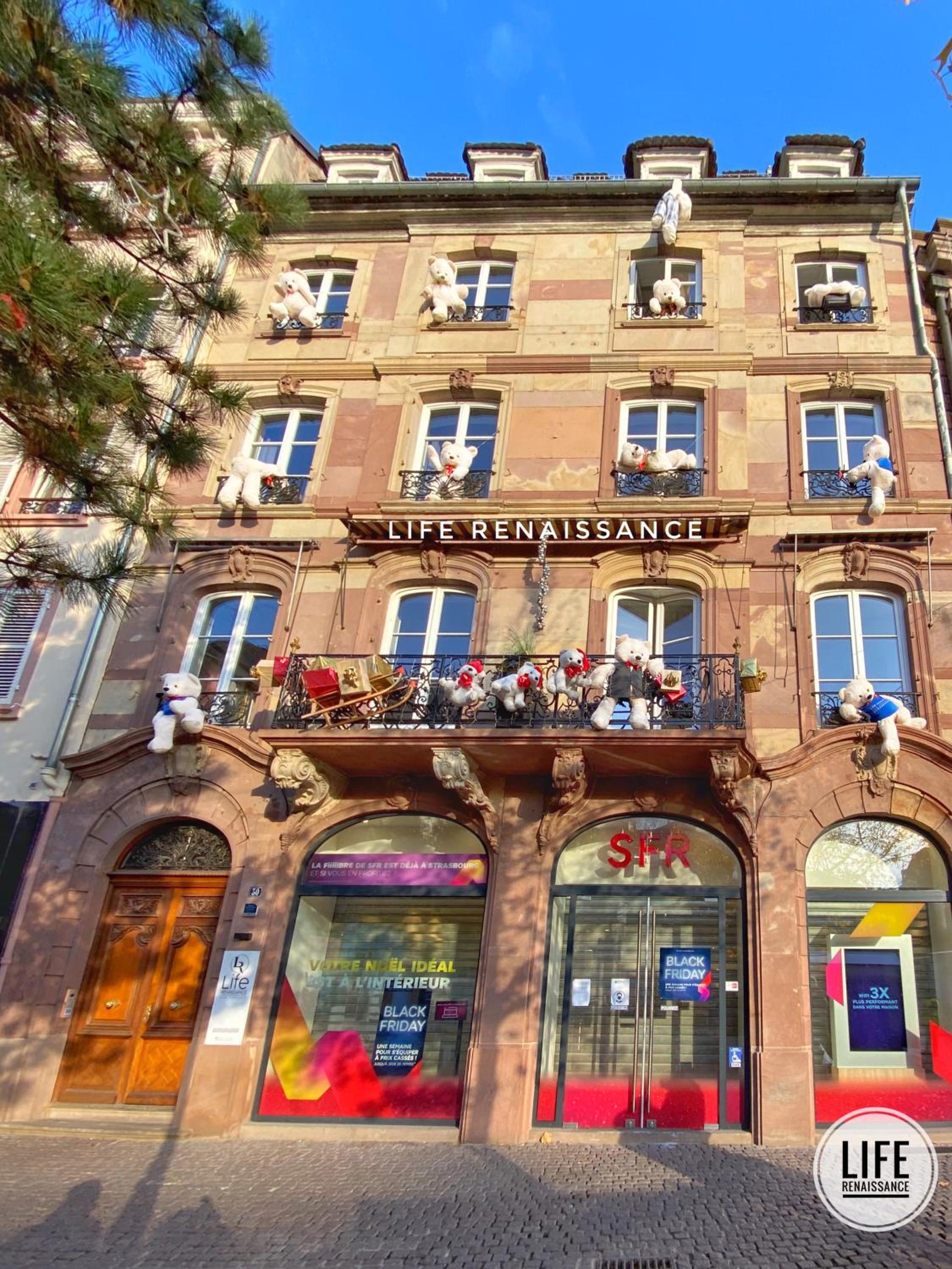 LIFE RENAISSANCE - New Concept - Place Kléber view 5