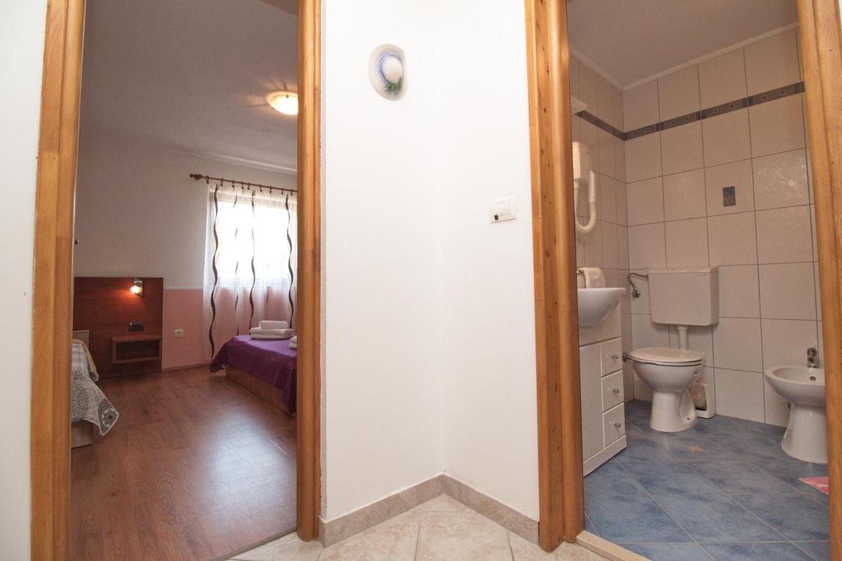 Photo 38