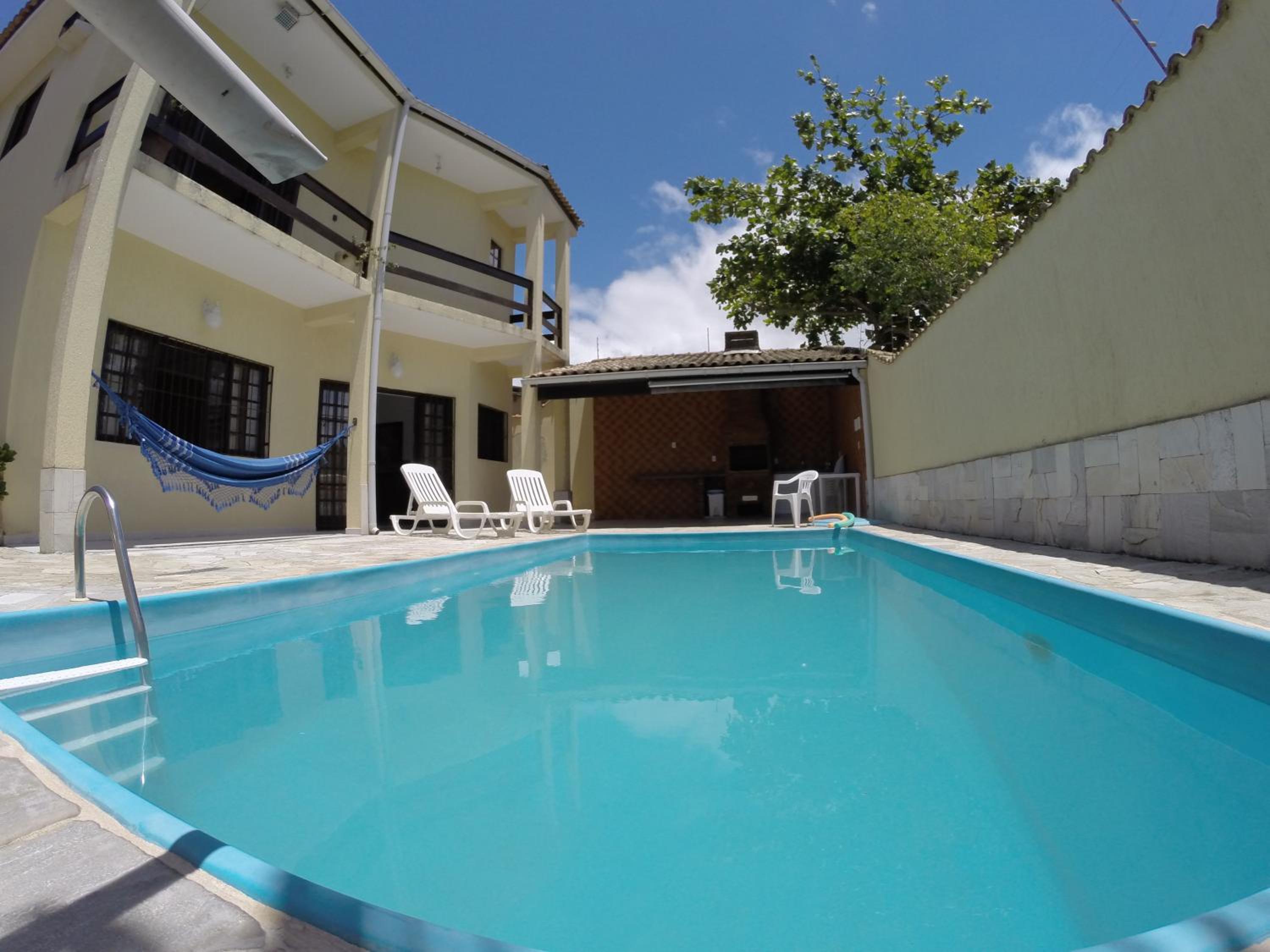 Casa na praia do Indaia piscina, bilhar, 5 quartos e vista