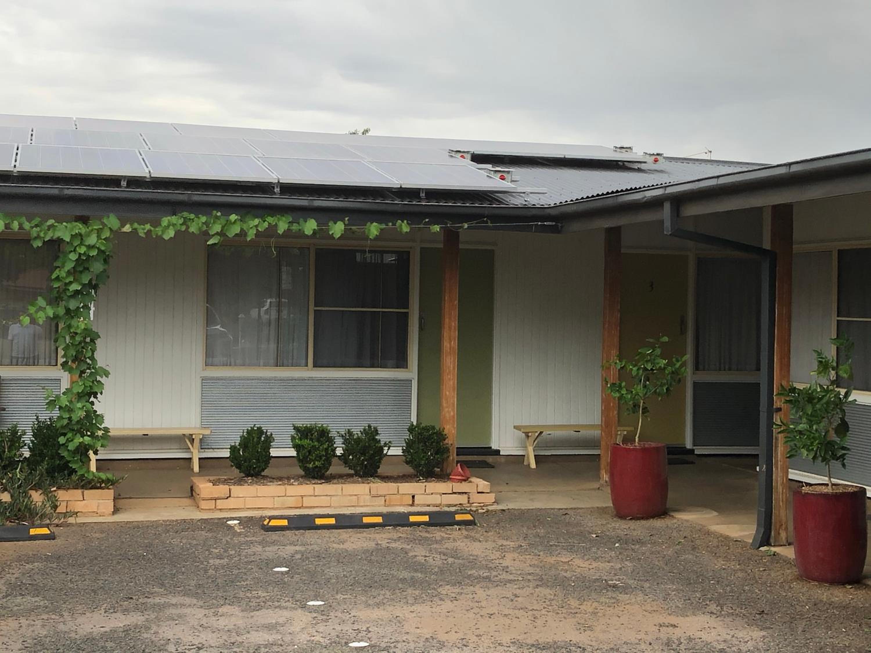Memphis Motor Inn- UNDER NEW MANAGEMENT