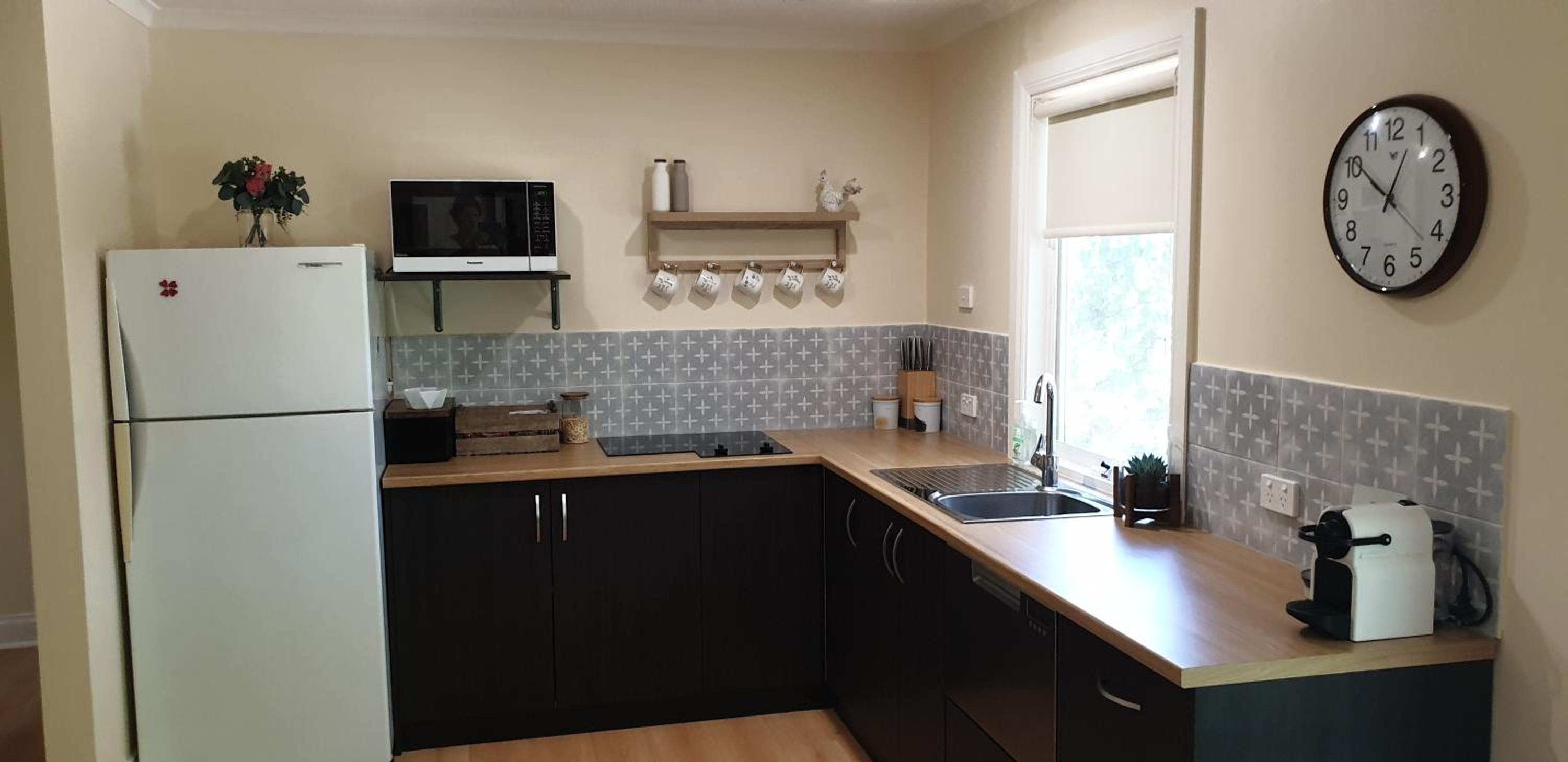 Donnybrook Cottages - Donnybrook view 4